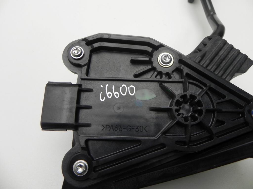 HONDA CR-V 3 generation (2006-2012) Throttle Pedal 31306J04 23179925