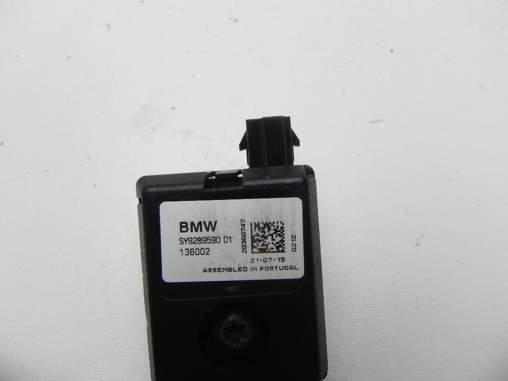 BMW 2 Series Grand Tourer F46 (2018-2023) Bootlid Antenna Amplifier 9289590 23180685