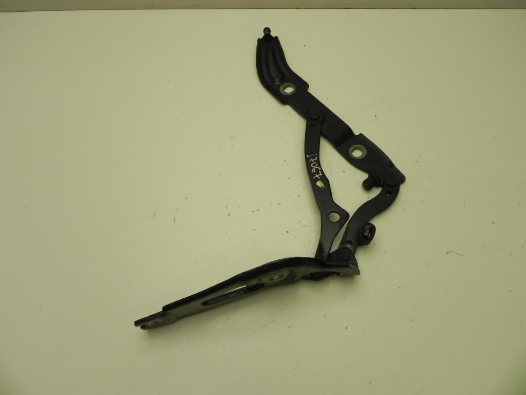 BMW 3 Series E90/E91/E92/E93 (2004-2013) Left Side Bootlid Hinge 7060628 23180758