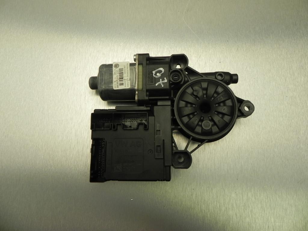 VOLKSWAGEN Passat B7 (2010-2015) Front Left Door Window Regulator Motor 3C0959793B 23381284