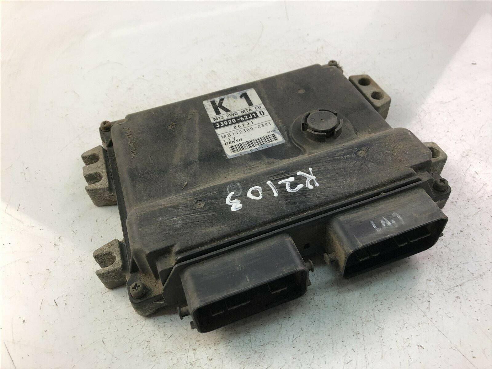 SUZUKI Swift 3 generation (2004-2010) Engine Control Unit ECU 3392062J10 23445365