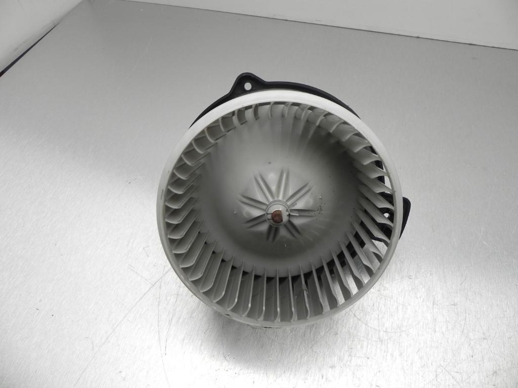 HYUNDAI i40 VF (1 generation) (2011-2020) Нагревательный вентиляторный моторчик салона B308830520 23182030