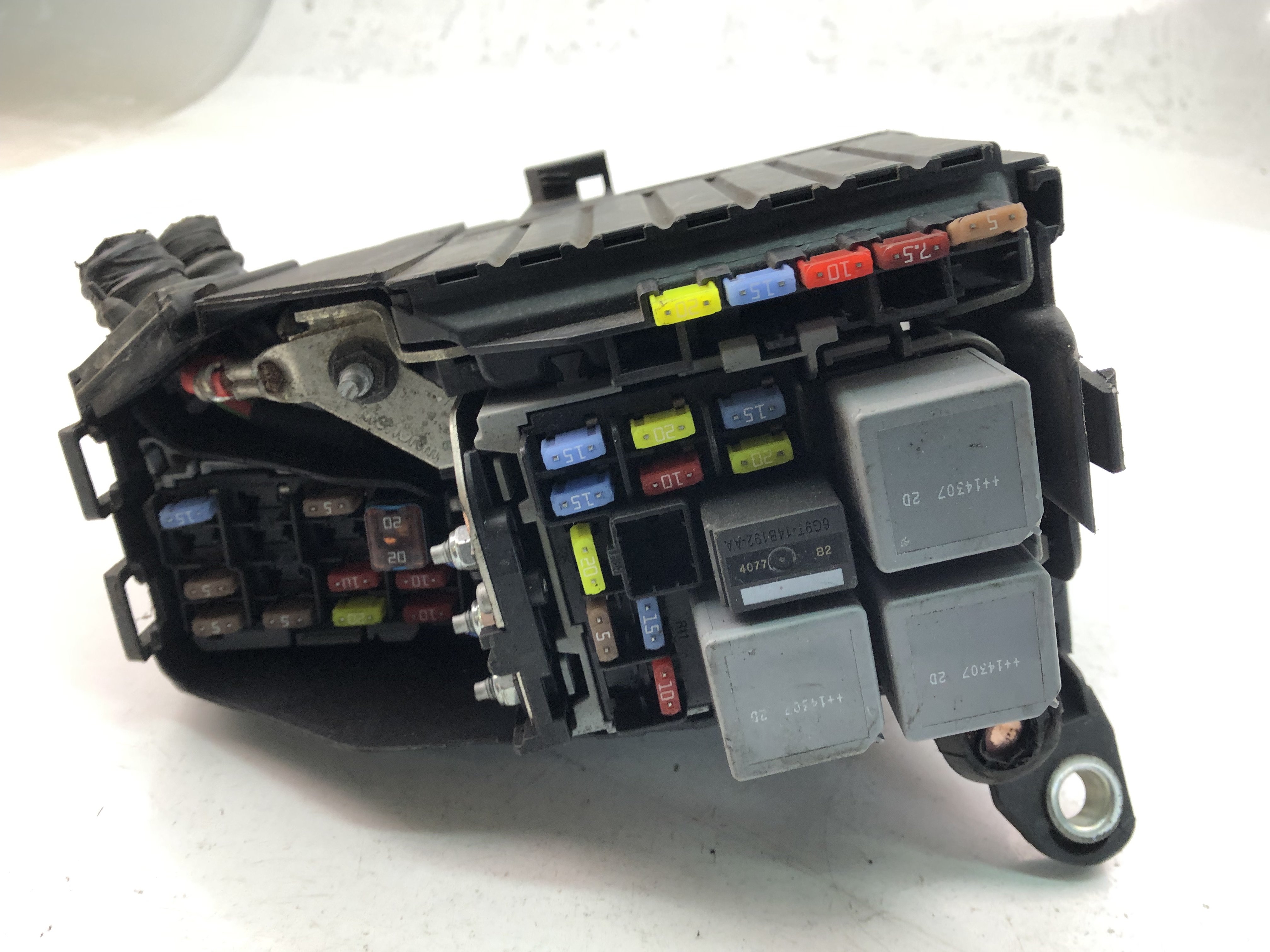 VOLVO S80 2 generation (2006-2020) Fuse box 6G9T14A067CA 23493270