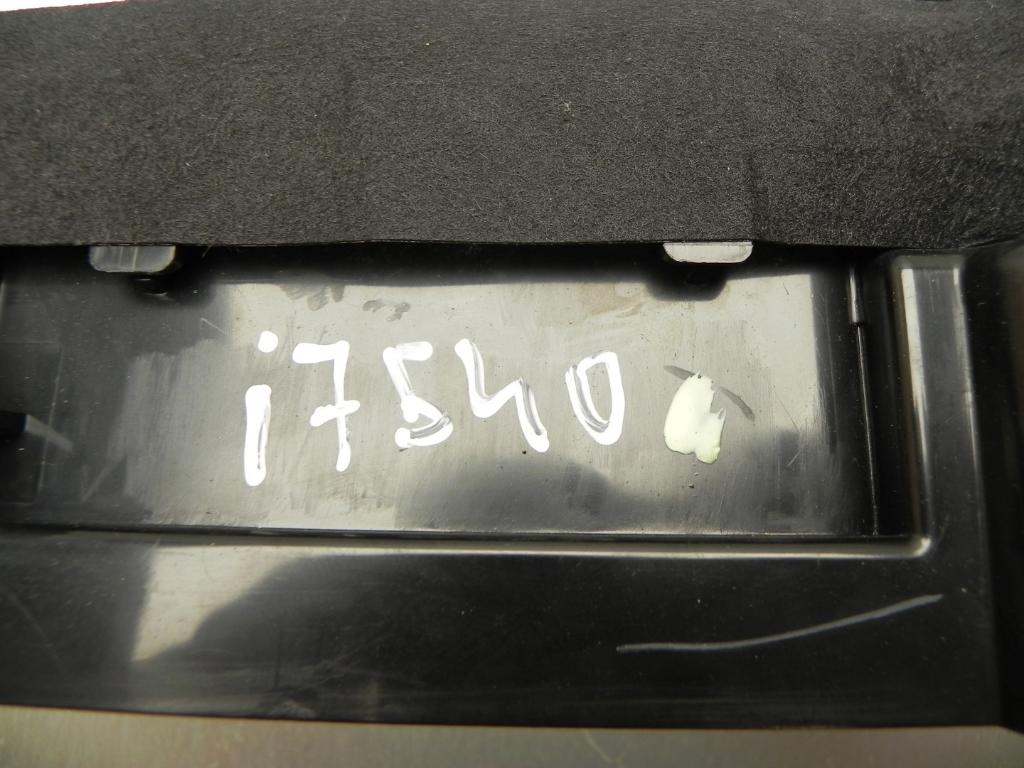 TOYOTA Prius 3 generation (XW30) (2009-2015) Center console air vents 5567047070, 5568747030 24485067