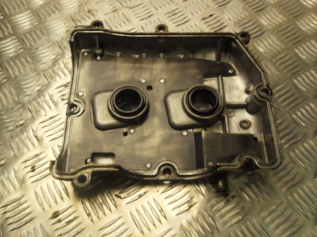 SUBARU Outback 4 generation (2009-2014) Vožtuvų dangtelis 23183557