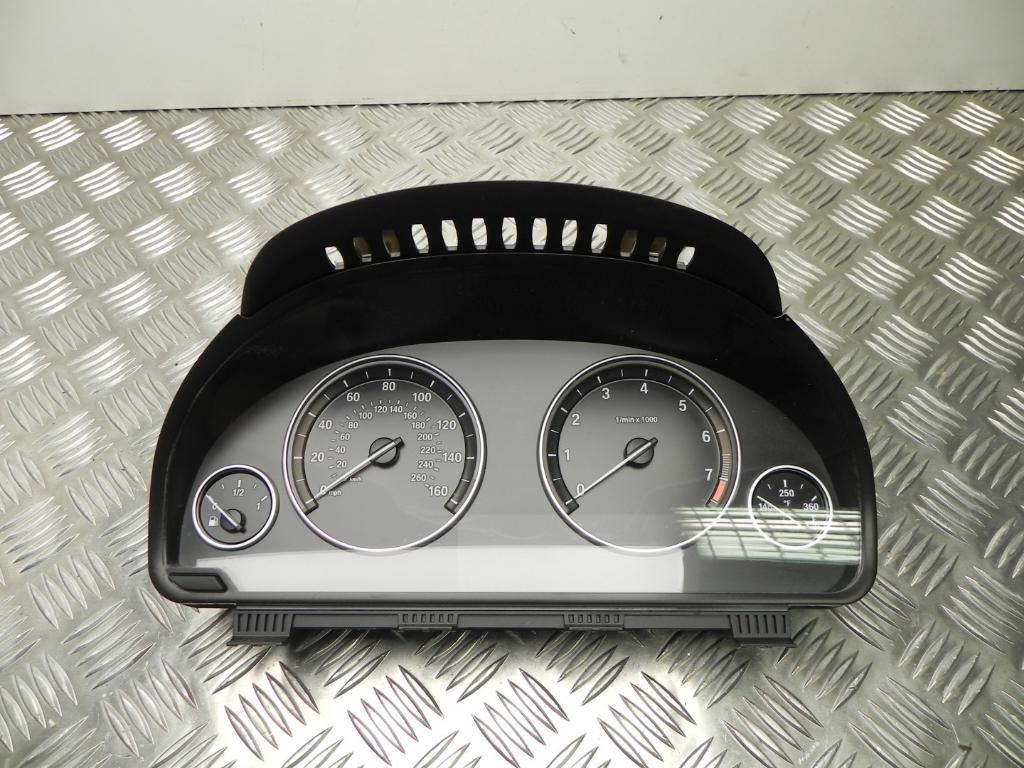 BMW X3 F25 (2010-2017) Speedometer 9265177 23184426