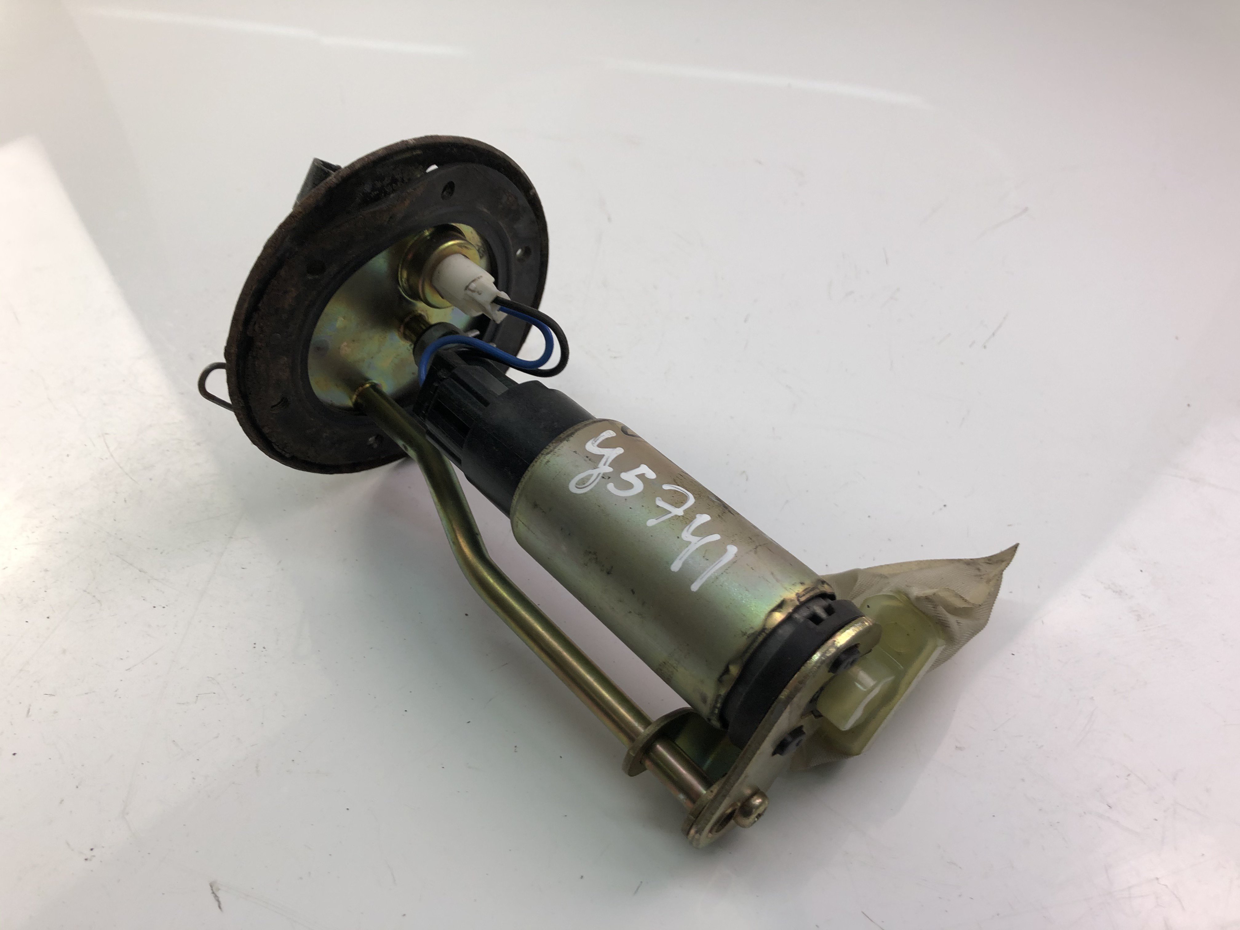 SUZUKI Baleno 1 generation (1995-2002) Fuel Pump 1951302250 23453120