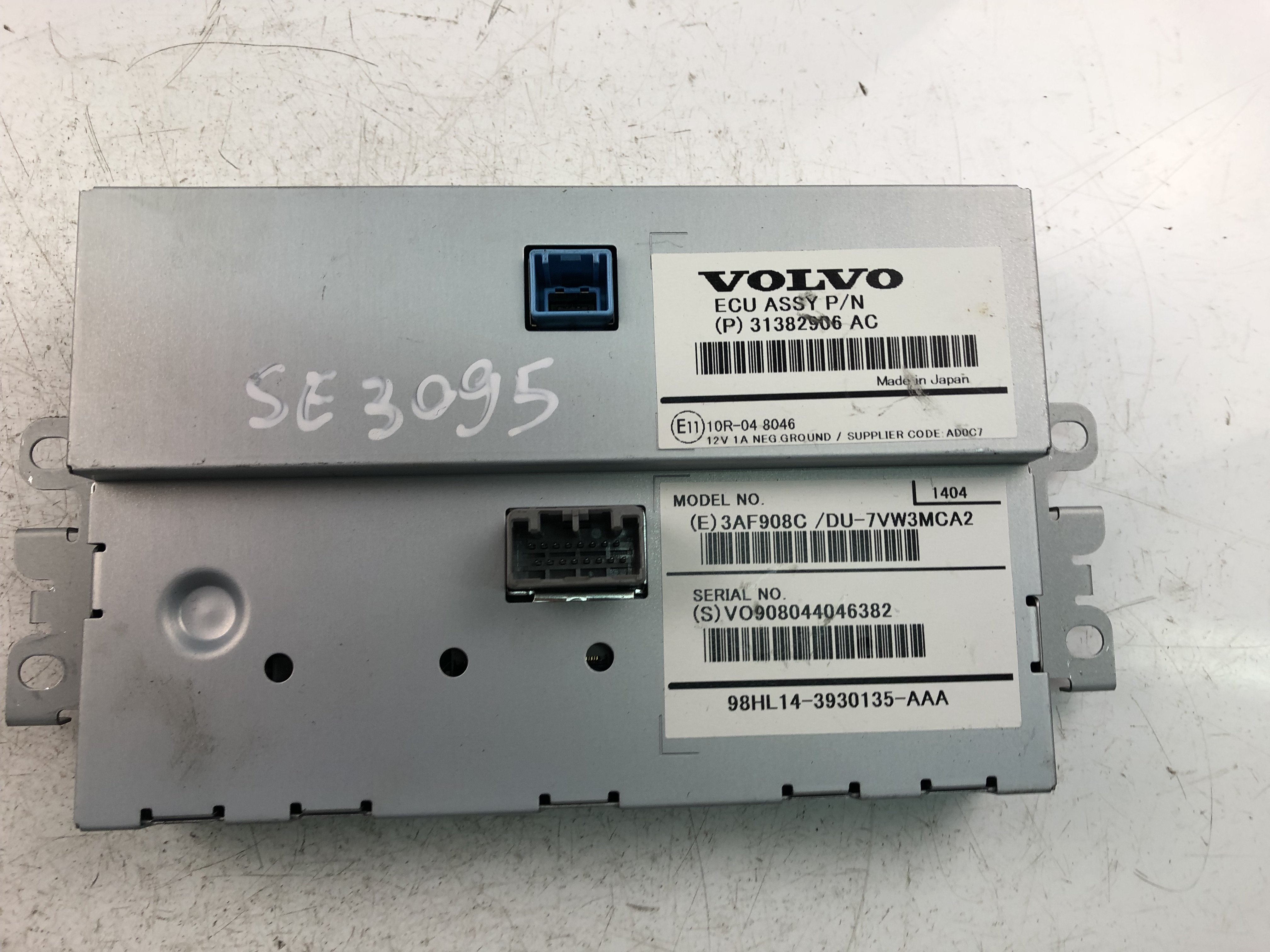 VOLVO XC60 1 generation (2008-2017) Navigation Display 31382906AC 23473833