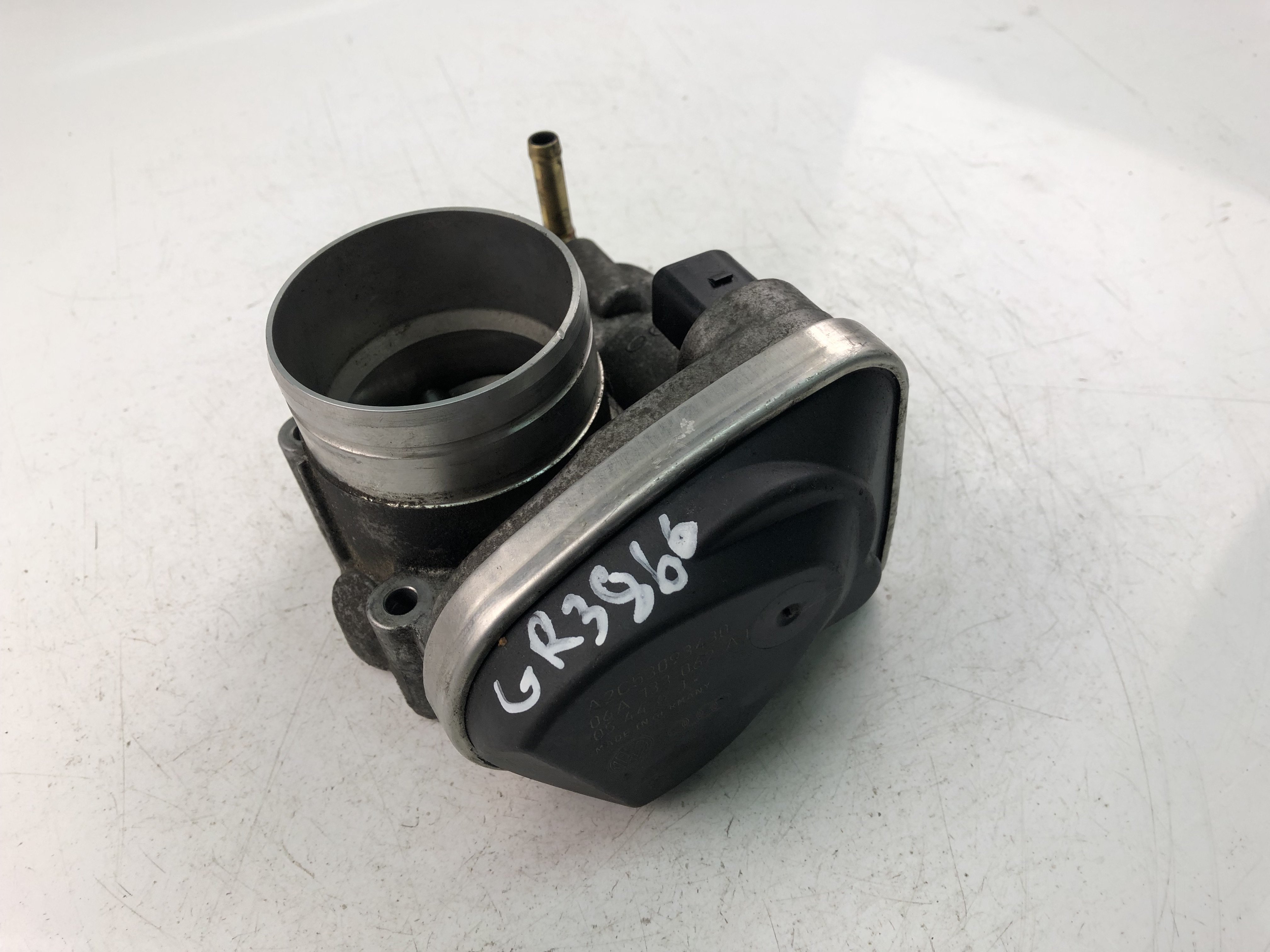 VOLKSWAGEN Golf 5 generation (2003-2009) Throttle Body 06A133062AT 23463194