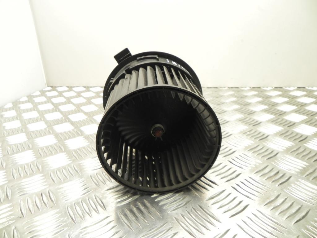 NISSAN Leaf 1 generation (2010-2017) Heater Blower Fan T1011657JA 23185020