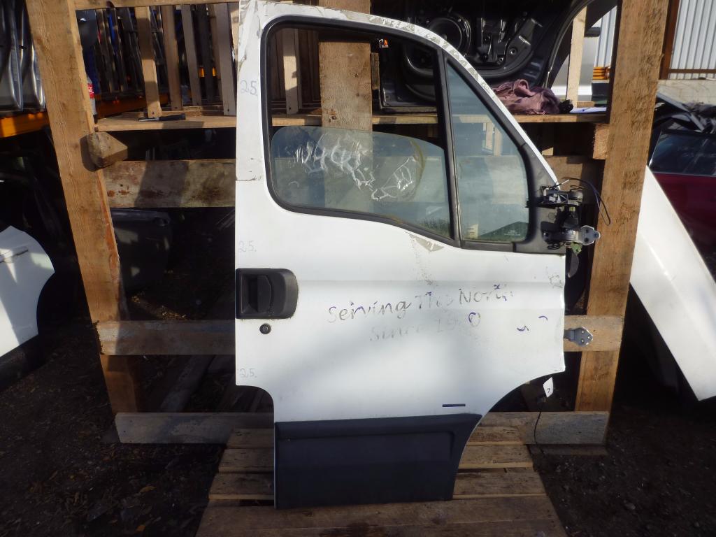 IVECO Daily 4 generation (2006-2011) Priekinės dešinės durys 24453622