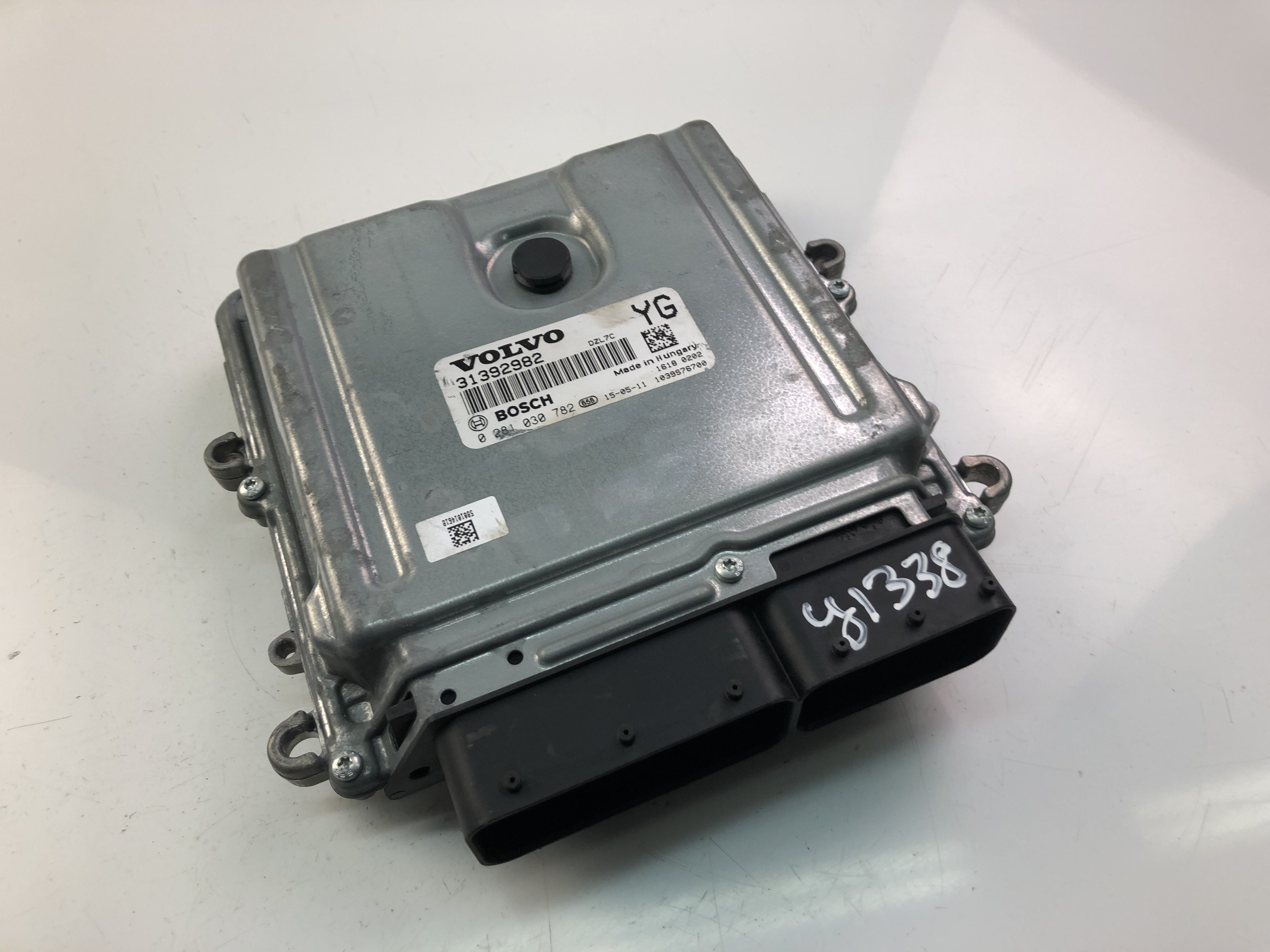 VOLVO XC60 2 generation (2017-2024) Engine Control Unit ECU 31392982, 0281030782 23455036