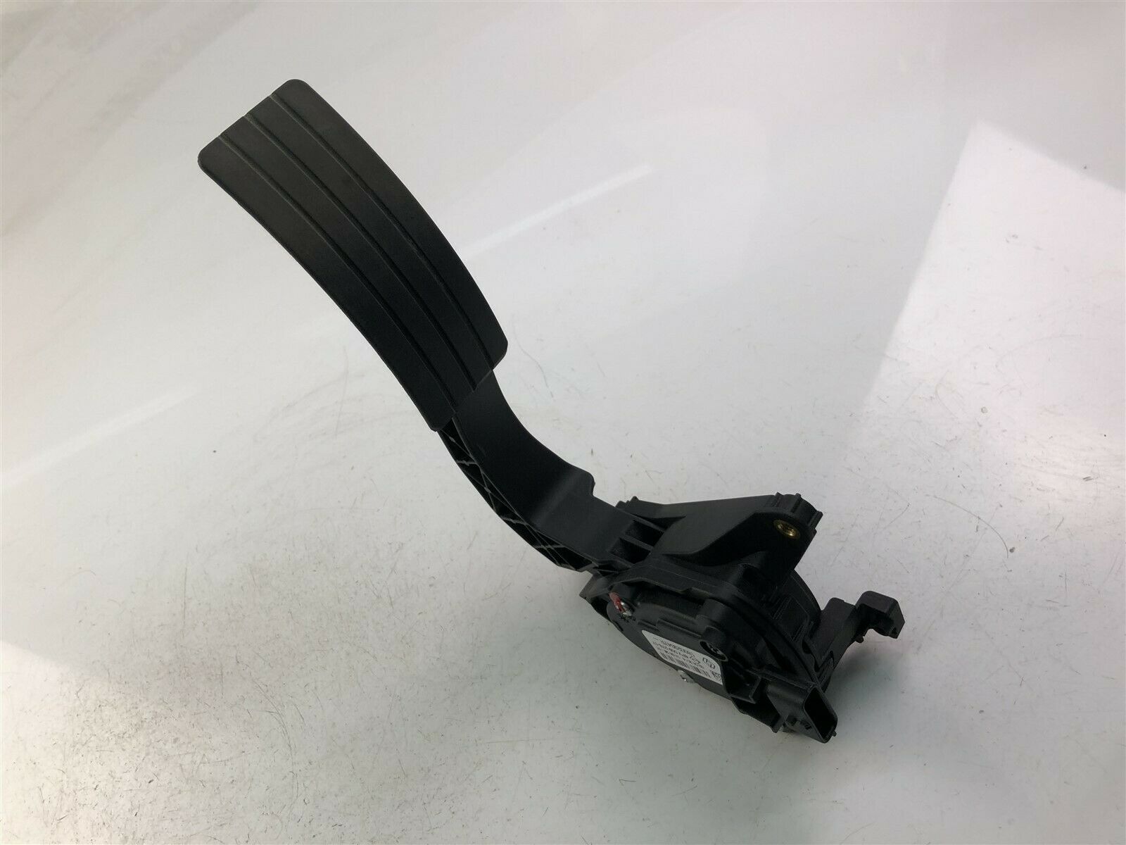 RENAULT Clio 4 generation (2012-2020) Throttle Pedal 180029347R 23446214