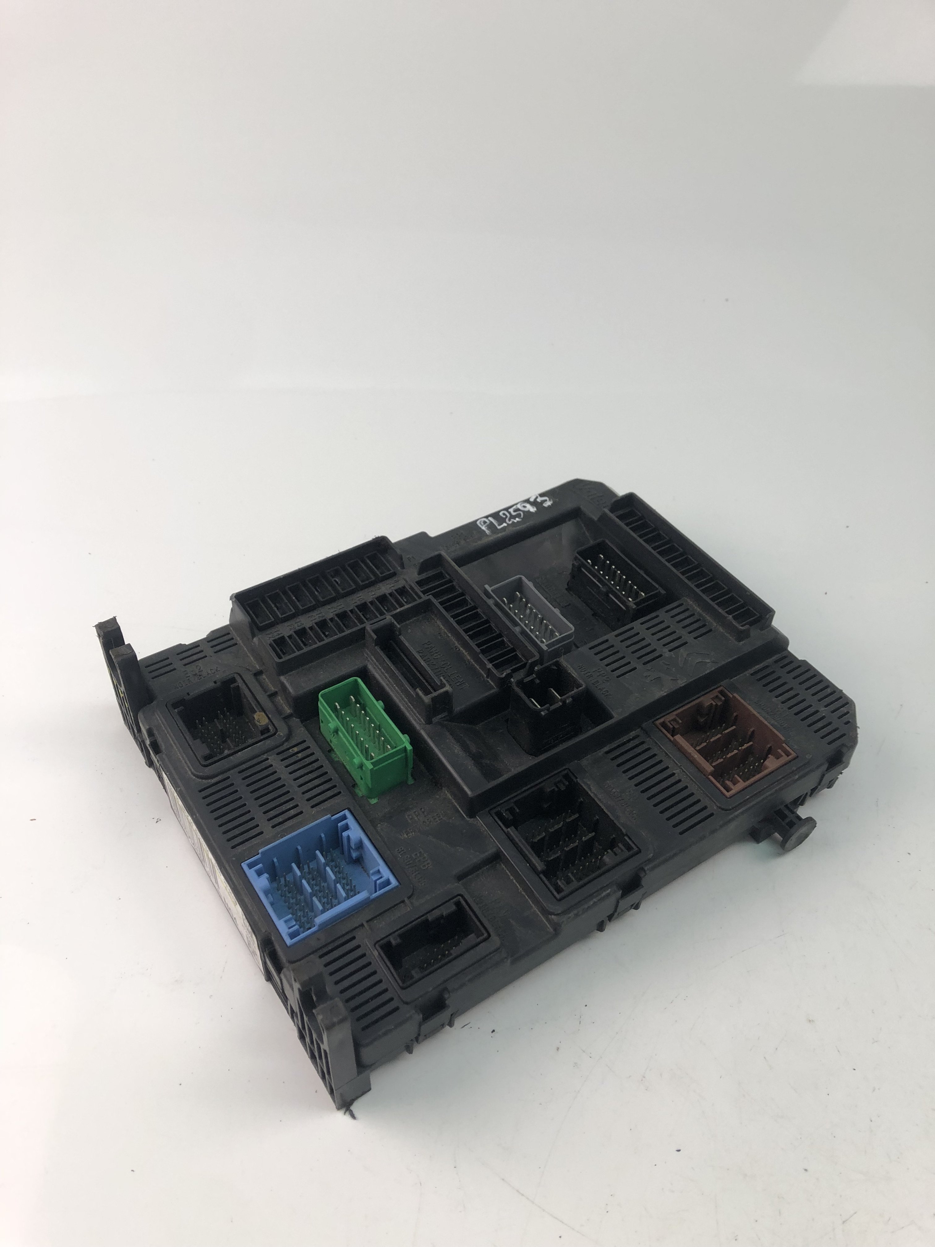 PEUGEOT 308 T9 (2013-2021) Fuse box 9807054180 23495622