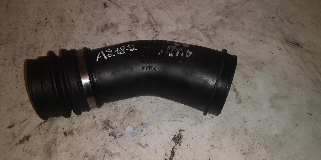 AUDI A8 D2/4D (1994-2002) Coolant Hose Pipe 078129627 23188923