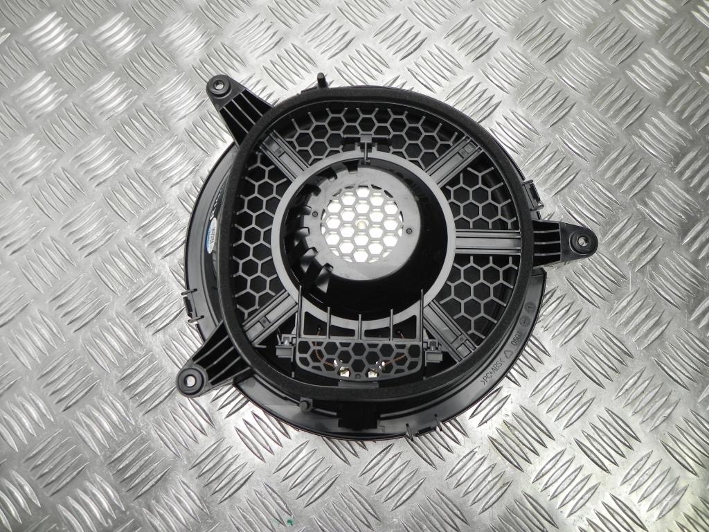 AUDI A3 8V (2012-2020) Subwoofer 8V0035412B 23337313