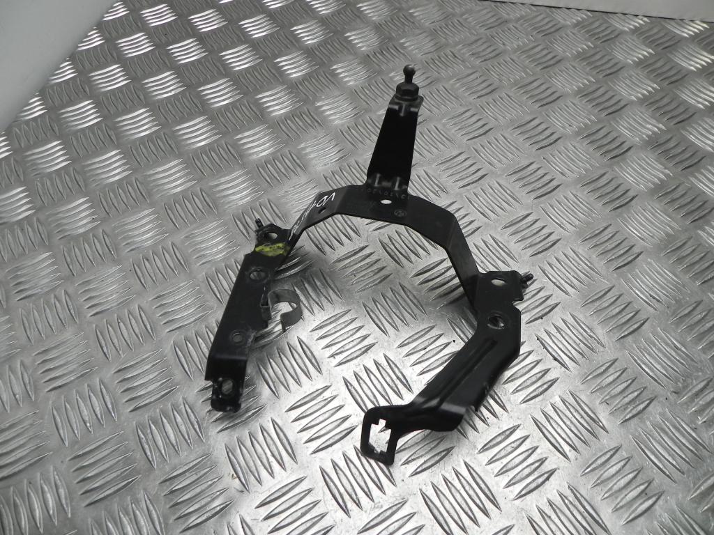 BMW X5 F15 (2013-2018) Exhaust Hanger Bracket 7634269 23191489