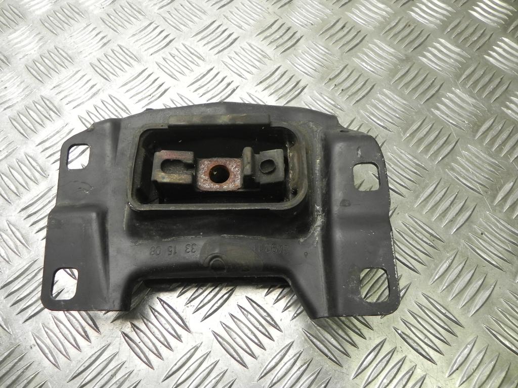 VOLVO V50 1 generation (2003-2012) Kitos variklio skyriaus detalės 4N517M121 23194324