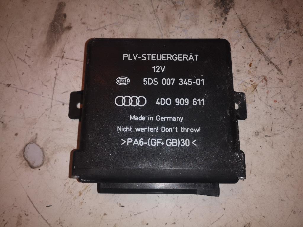 AUDI A8 D2/4D (1994-2002) Vairo stiprintuvo valdymo blokas 4D0909611 23196313