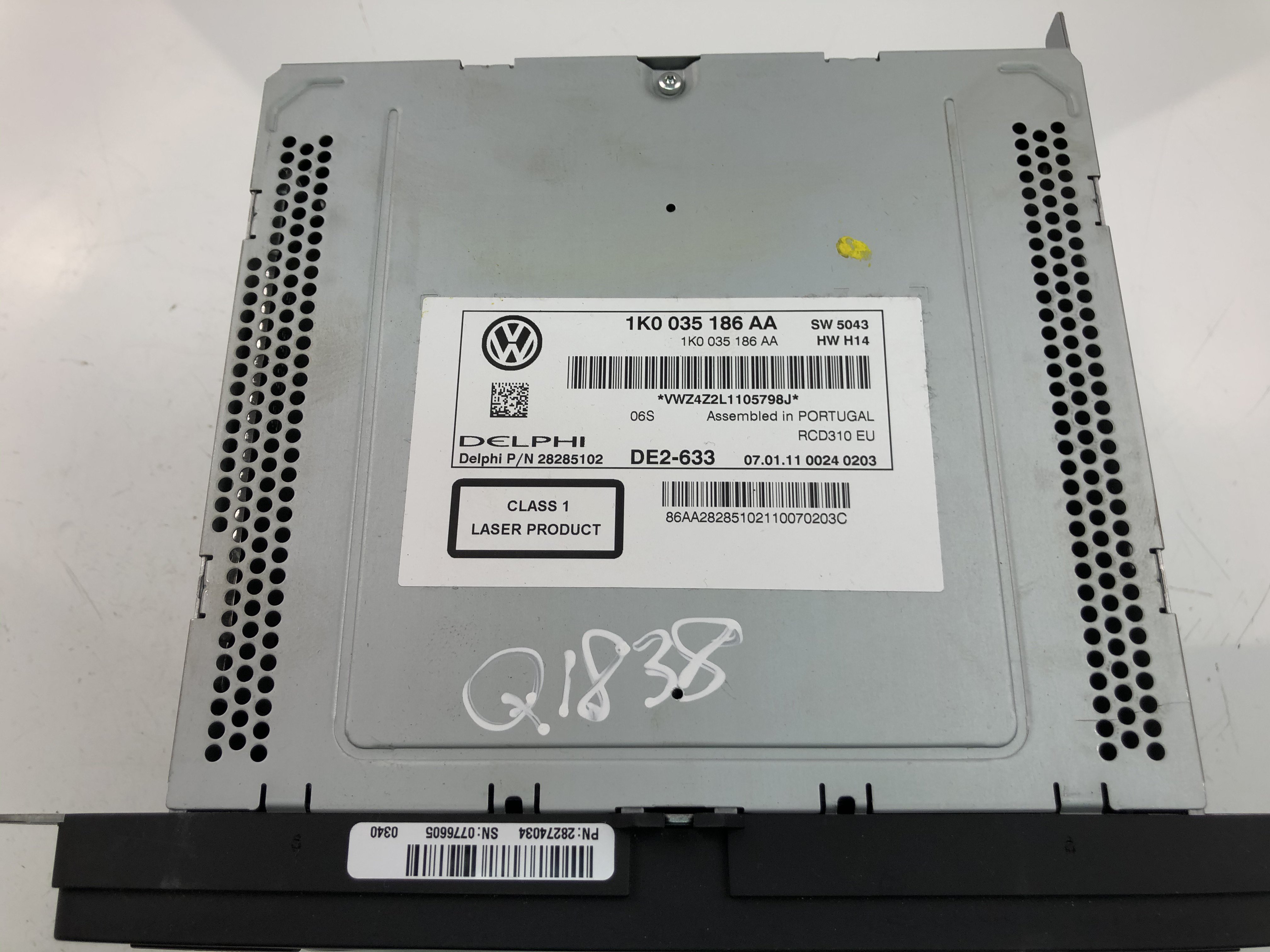 VOLKSWAGEN Passat B6 (2005-2010) Music Player Without GPS 1K0035186AA 23457716