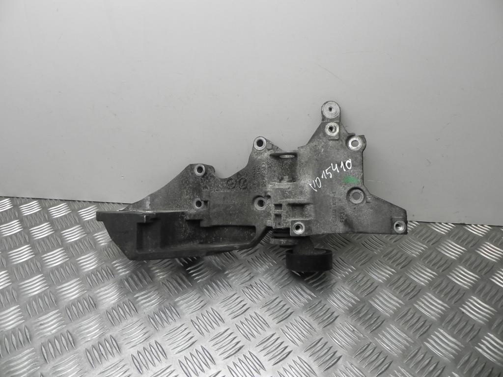 SKODA Octavia 2 generation (2004-2013) Exhaust Hanger Bracket 03L903143Q 23197462