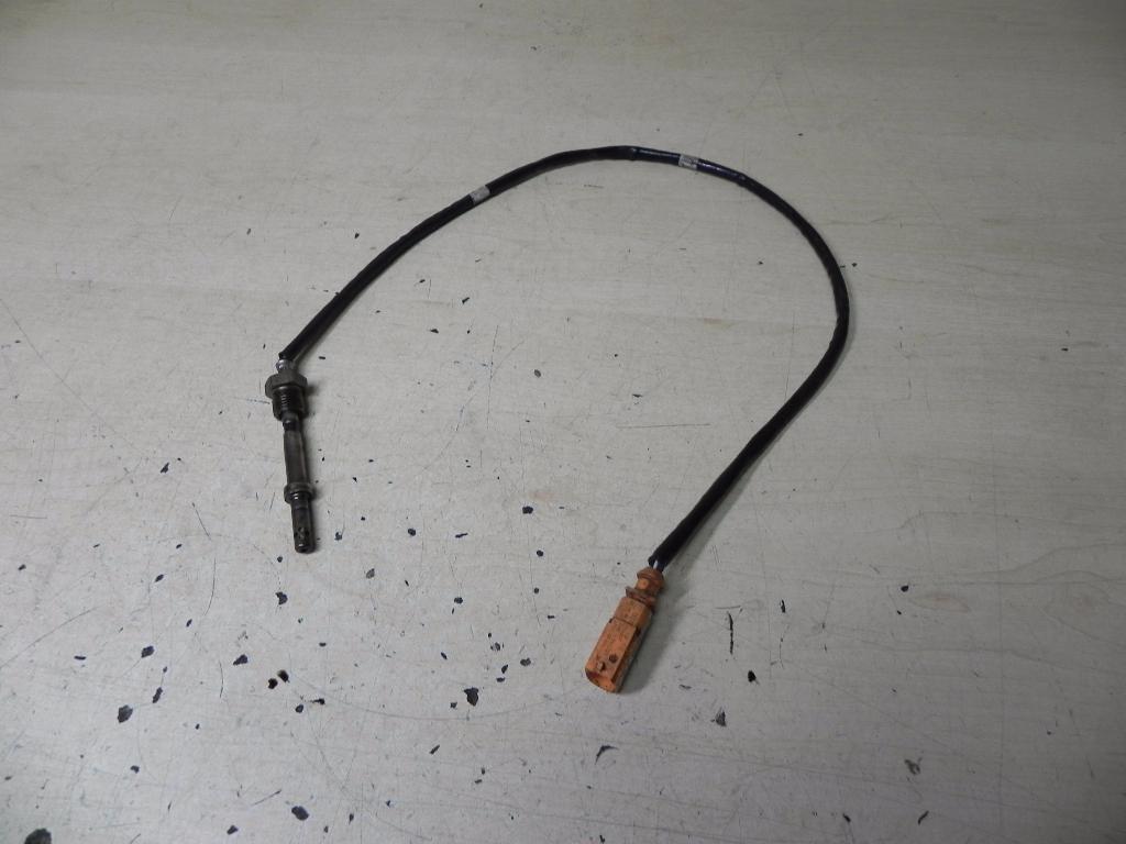 SEAT Leon 3 generation (2012-2020) Exhaust gas temperature sensor 04L906088B 23149085