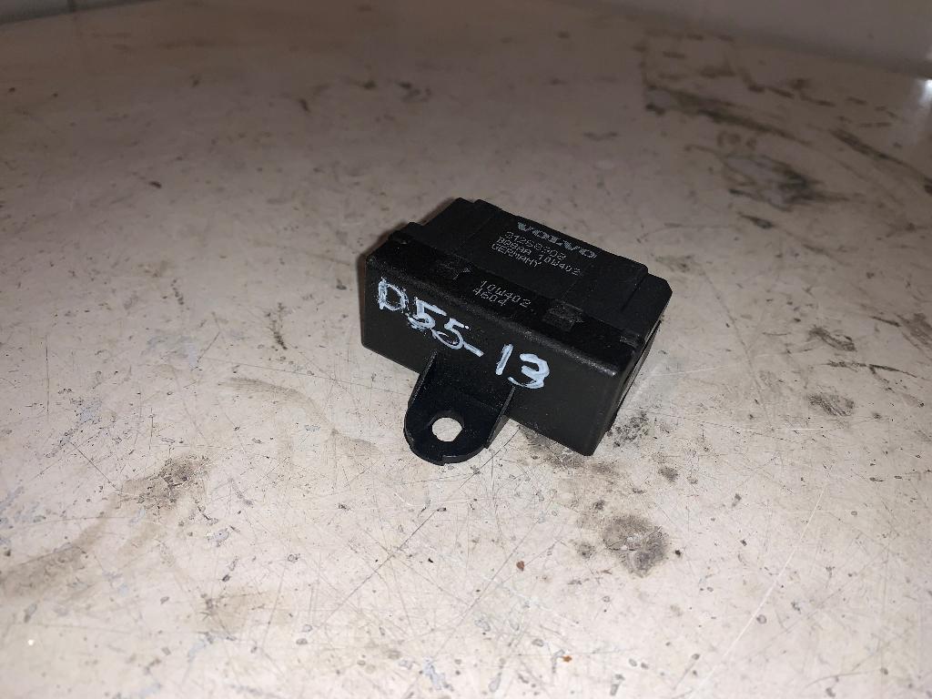 VOLVO S60 2 generation (2010-2020) Seat heating relay 31268908 23399854