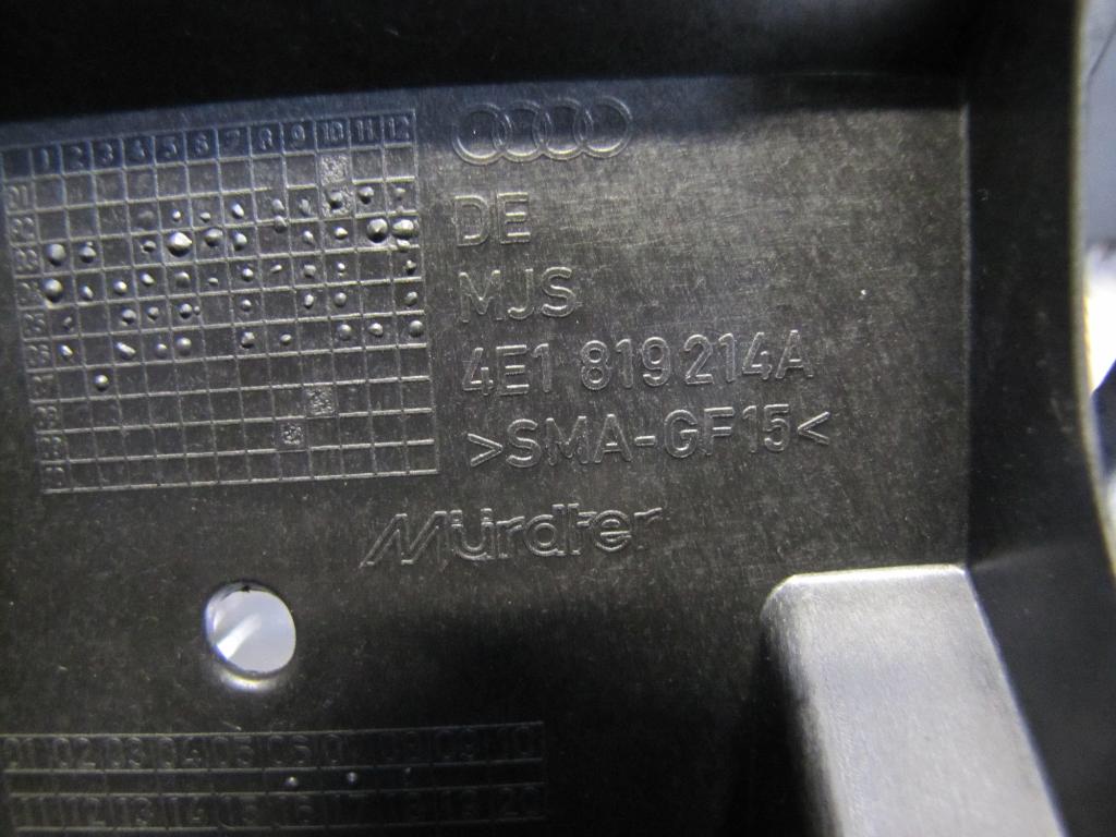 AUDI A8 D3/4E (2002-2010) Передняя панель салона 4E1857001H24A, 4E1857067B, 4E1819214A 23424070