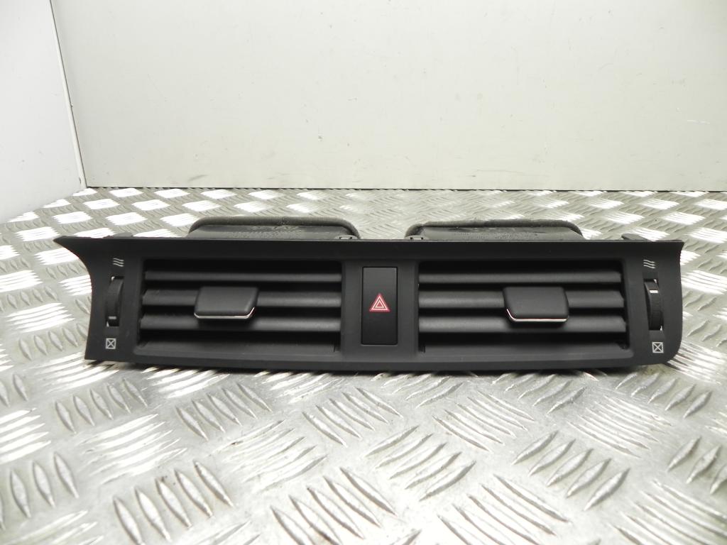 LEXUS CT 1 generation (2010-2024) Dashboard Air Vents 5567076010 23424133