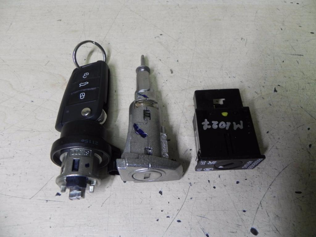 SEAT Leon 3 generation (2012-2020) Ignition Lock 8E0905855C, 5C5919237, 5F4837167 23149514