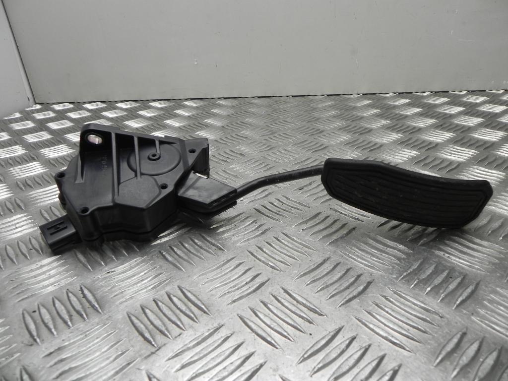 LEXUS RX 3 generation (2009-2015) Akseleratoriaus (gazo) pedalas 7811033010 23425791