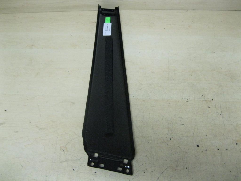 AUDI A8 D3/4E (2002-2010) Left Side B Pillar Trim 4E0853289B 23150085