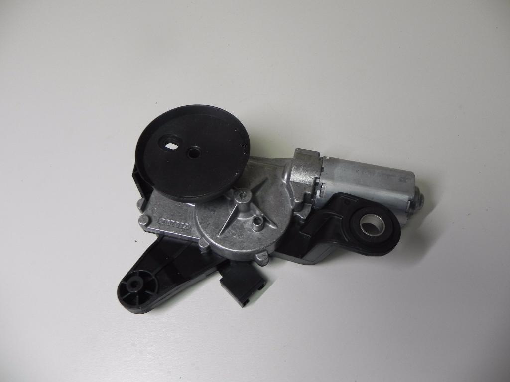 BMW 3 Series F30/F31 (2011-2020) Tailgate  Window Wiper Motor 7311415 23150216