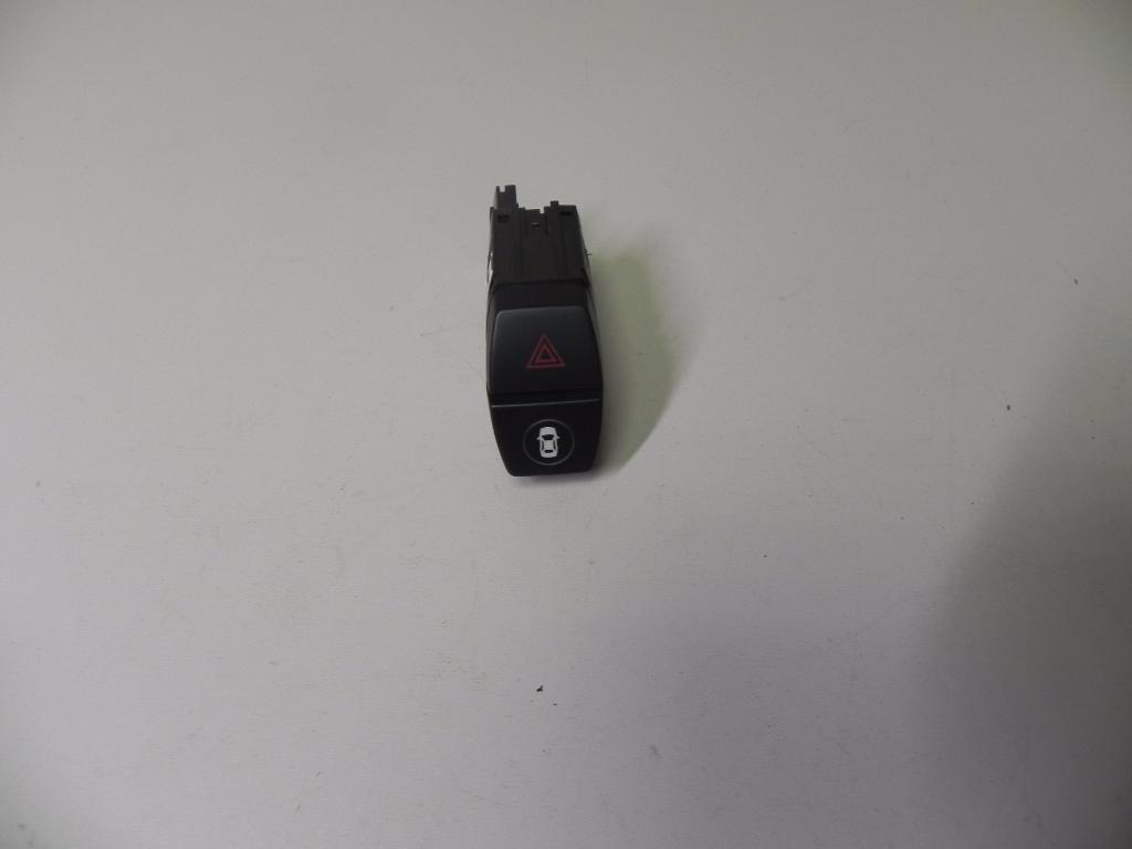 BMW 2 Series Active Tourer F45 (2014-2018) Hazard button 9354186 23150246