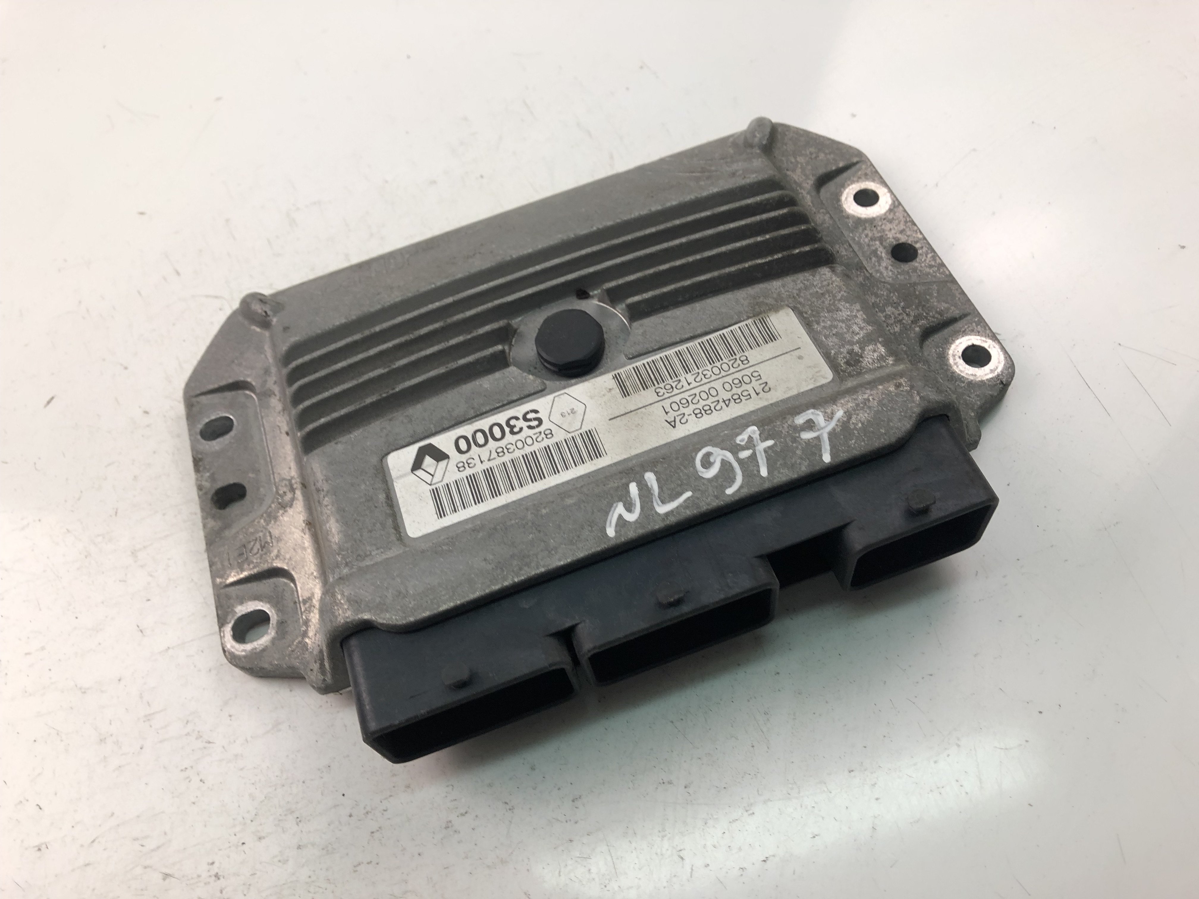 RENAULT Megane 3 generation (2008-2020) Engine Control Unit ECU 8200321263, 8200387138 23493359