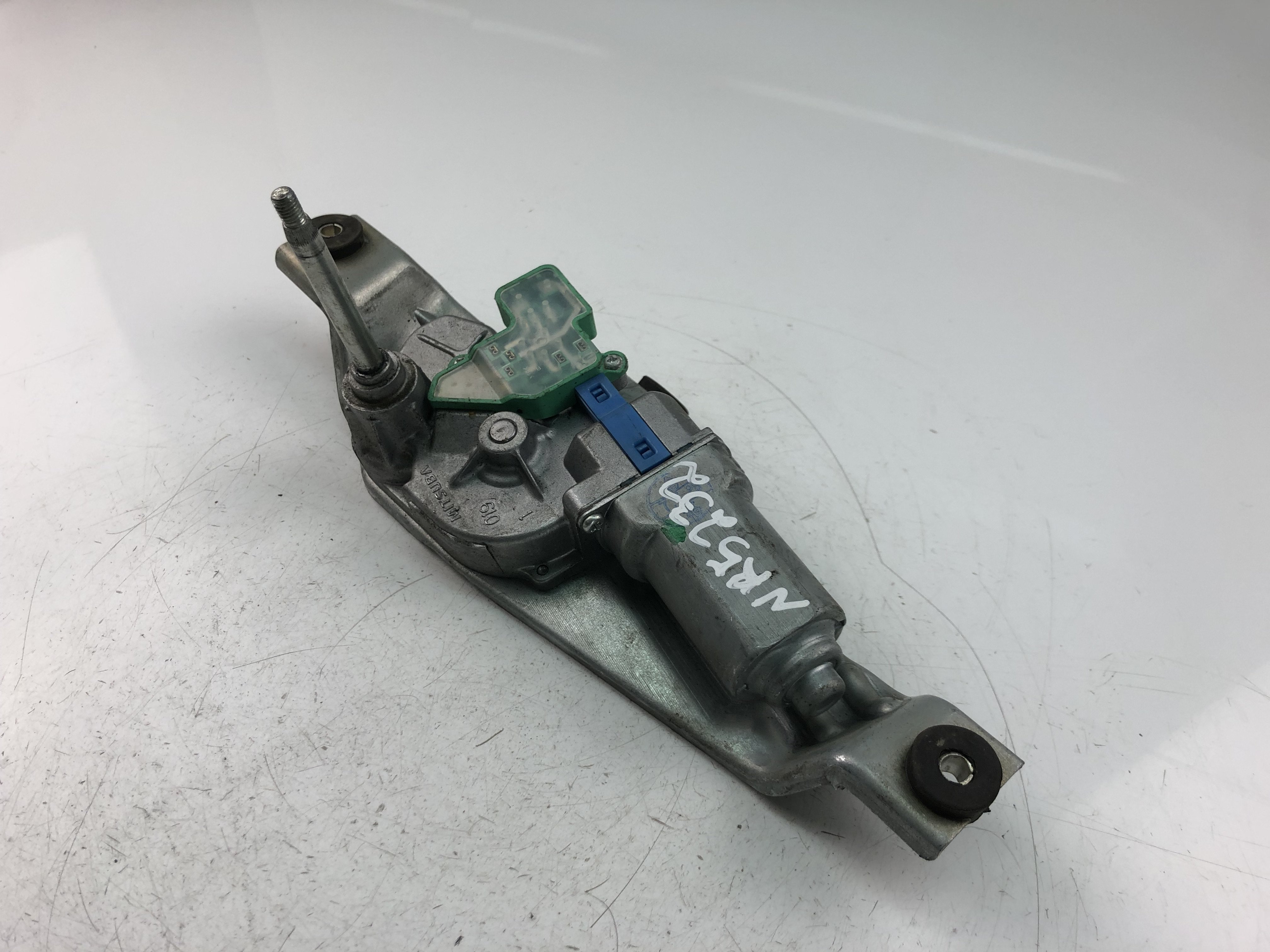 SUBARU Impreza 2 generation (2000-2007) Wiper motor 019 23461080