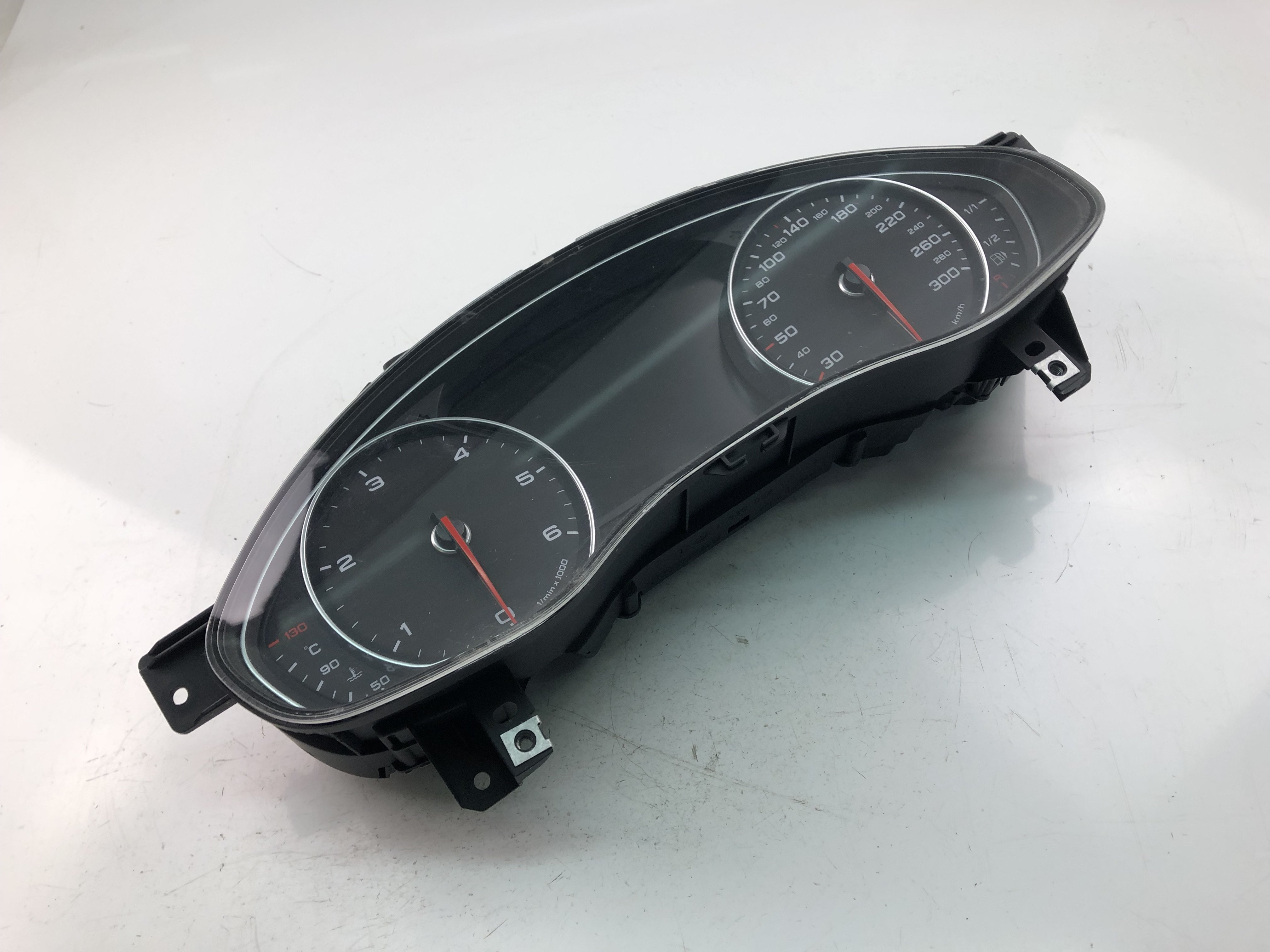 AUDI A6 C7/4G (2010-2020) Speedometer 4G8920932S 23482577
