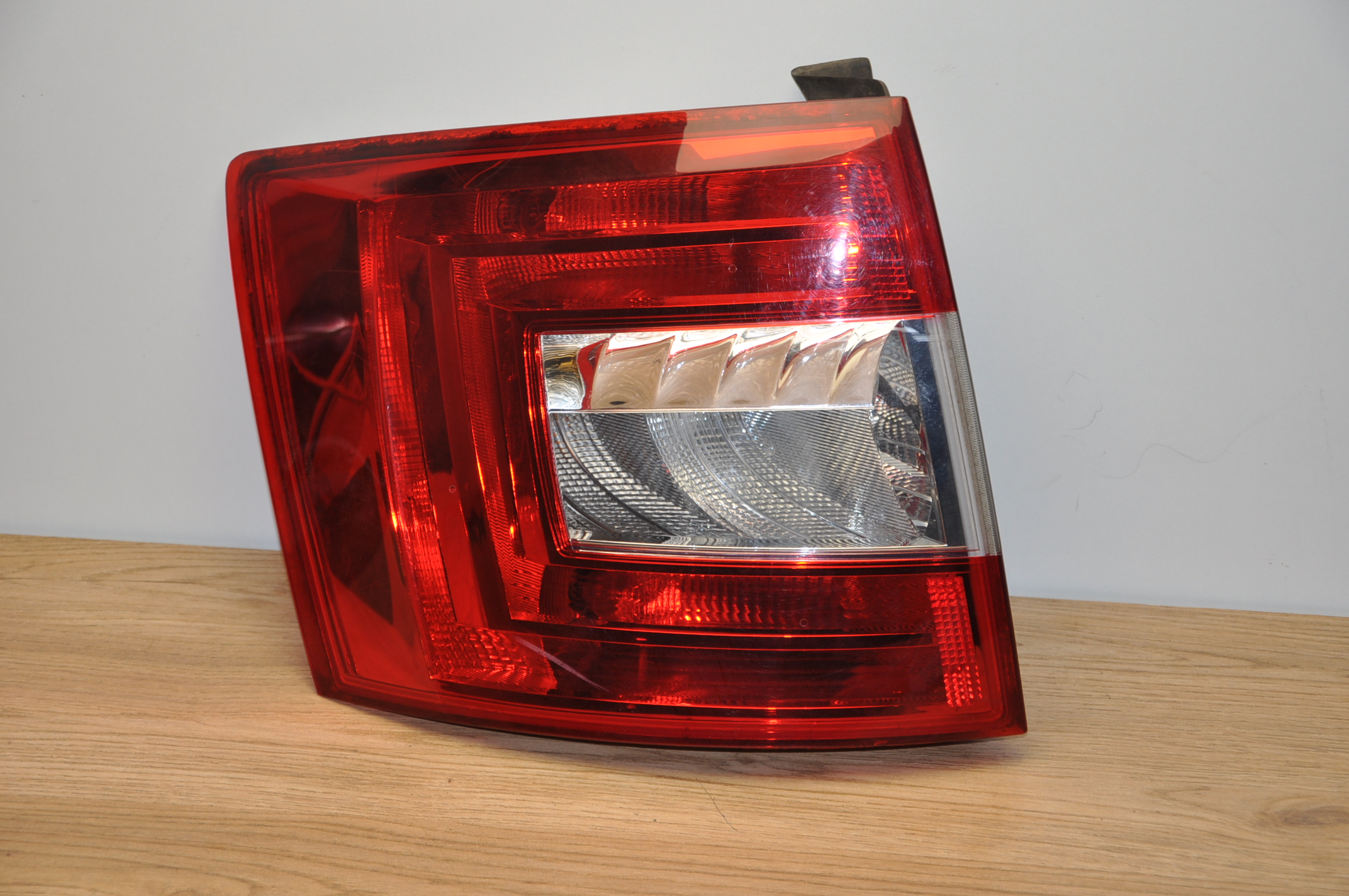 SKODA Octavia 3 generation (2013-2020) Rear Left Taillight 5E9945095, 5E9945111 23495393