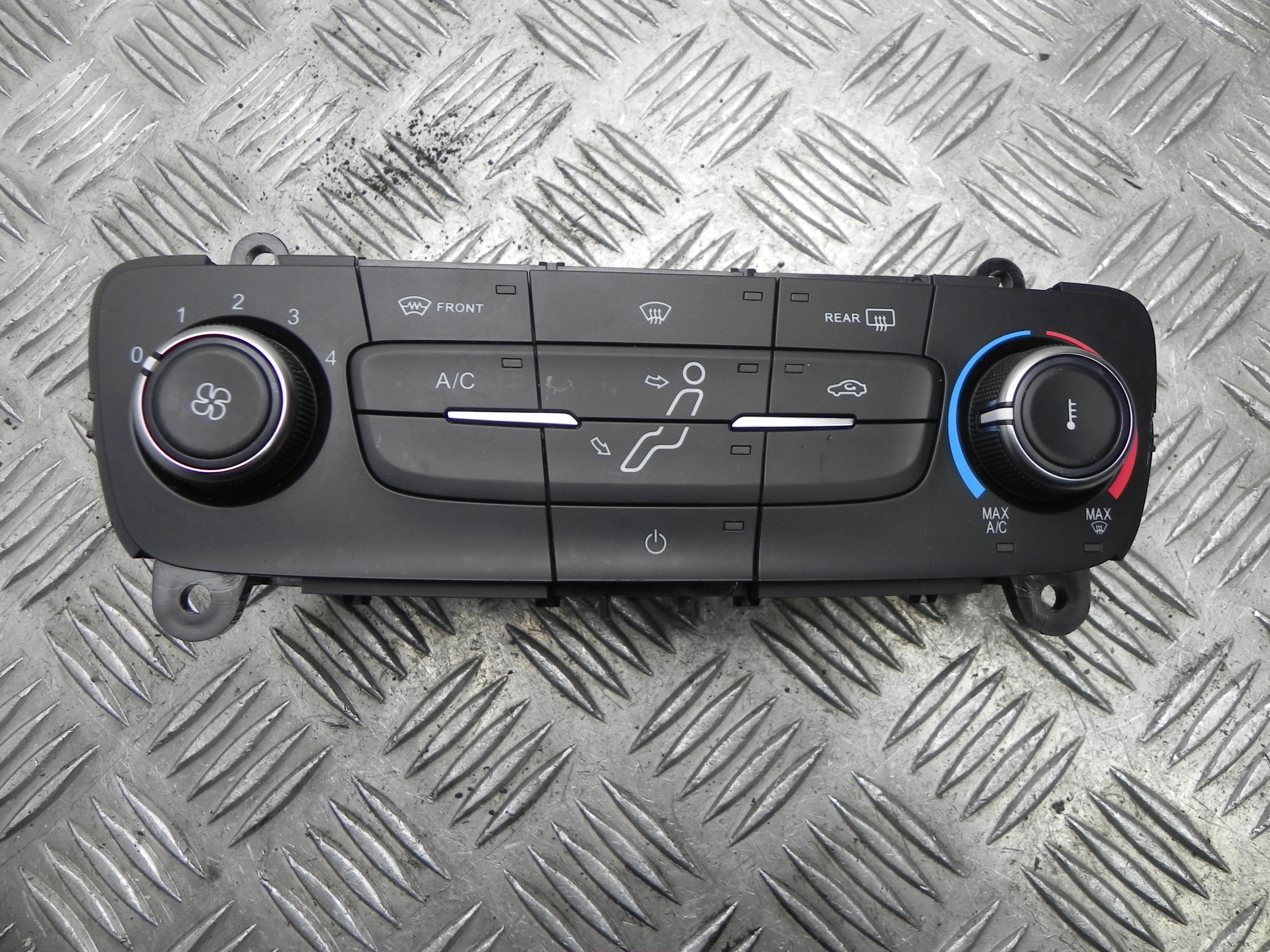 FORD Focus 3 generation (2011-2020) Klimato kontrolės (klimos) valdymas F1ET19980FK 24585065