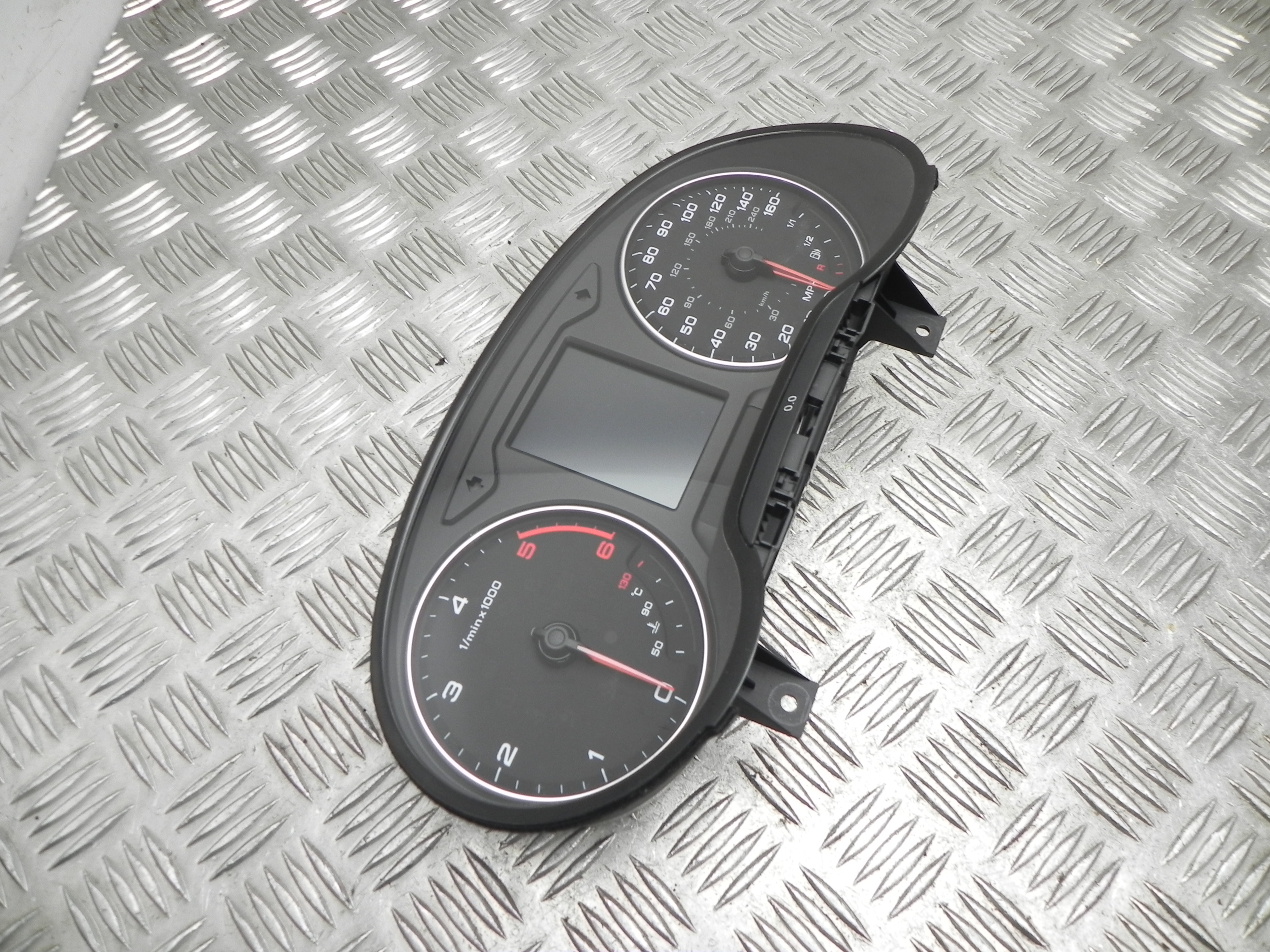 AUDI A3 8V (2012-2020) Speedometer 8V0920960E 23458462