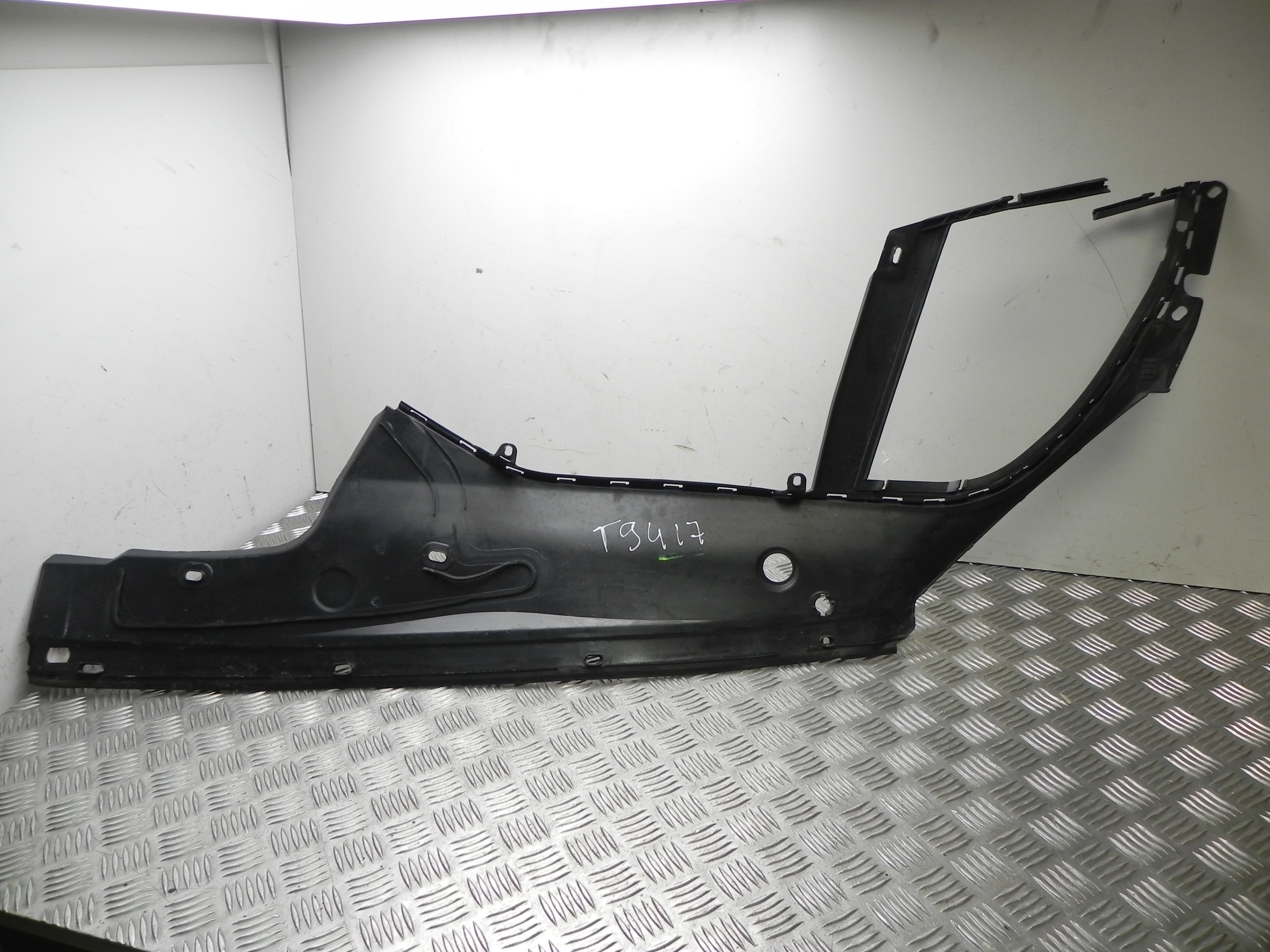 BMW 7 Series F01/F02 (2008-2015) Other Interior Parts 7019801 23443757