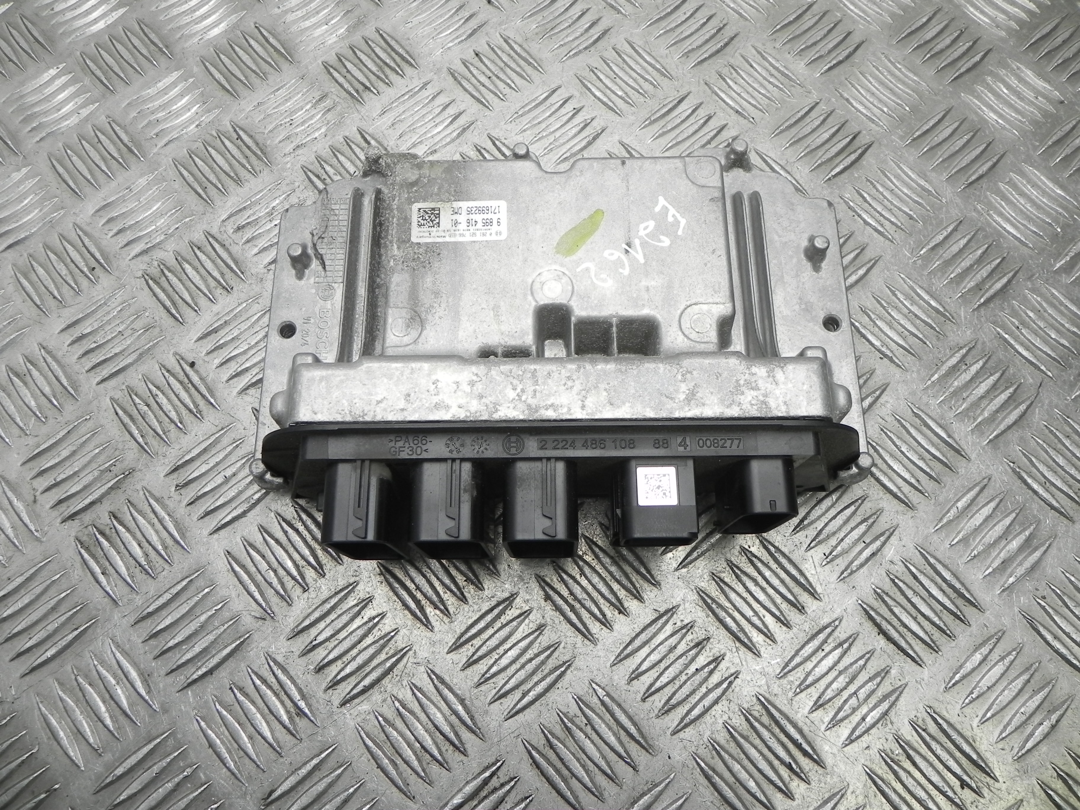 BMW 2 Series F22/F23 (2013-2020) Engine Control Unit ECU 9895416 23447906