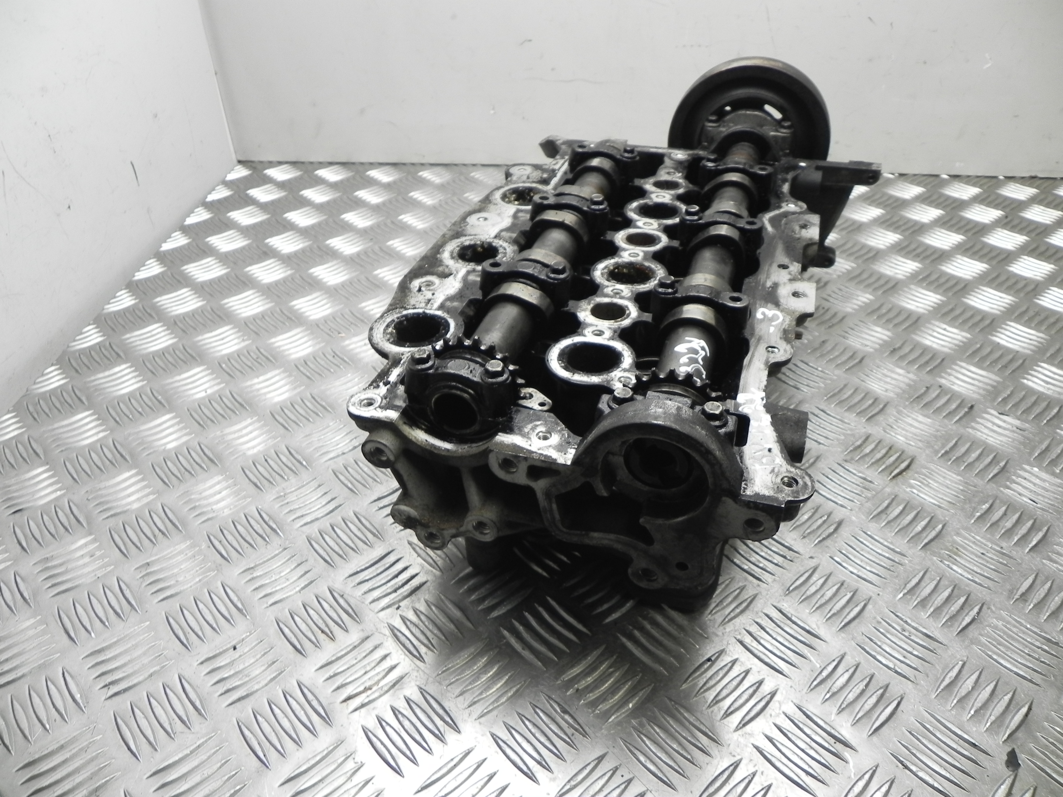 JAGUAR XF Engine Cylinder Head 4R8Q8090AH 23430035