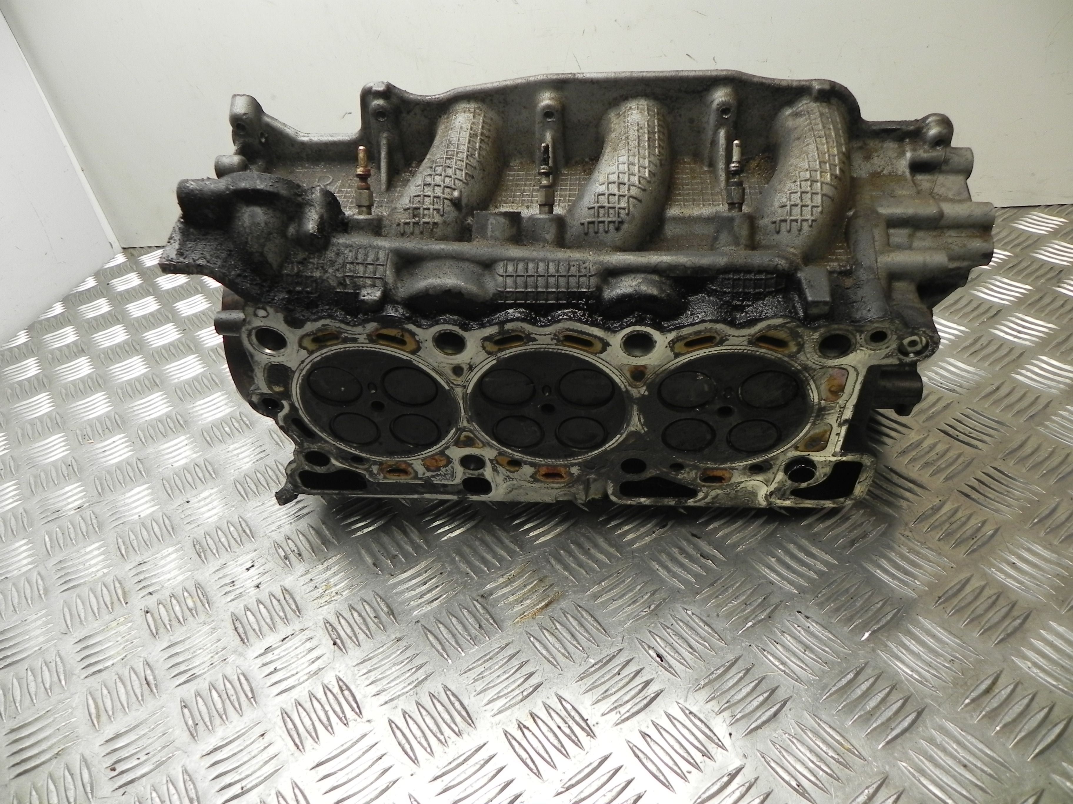 JAGUAR XF Engine Cylinder Head 4R8Q8090AH 23430035