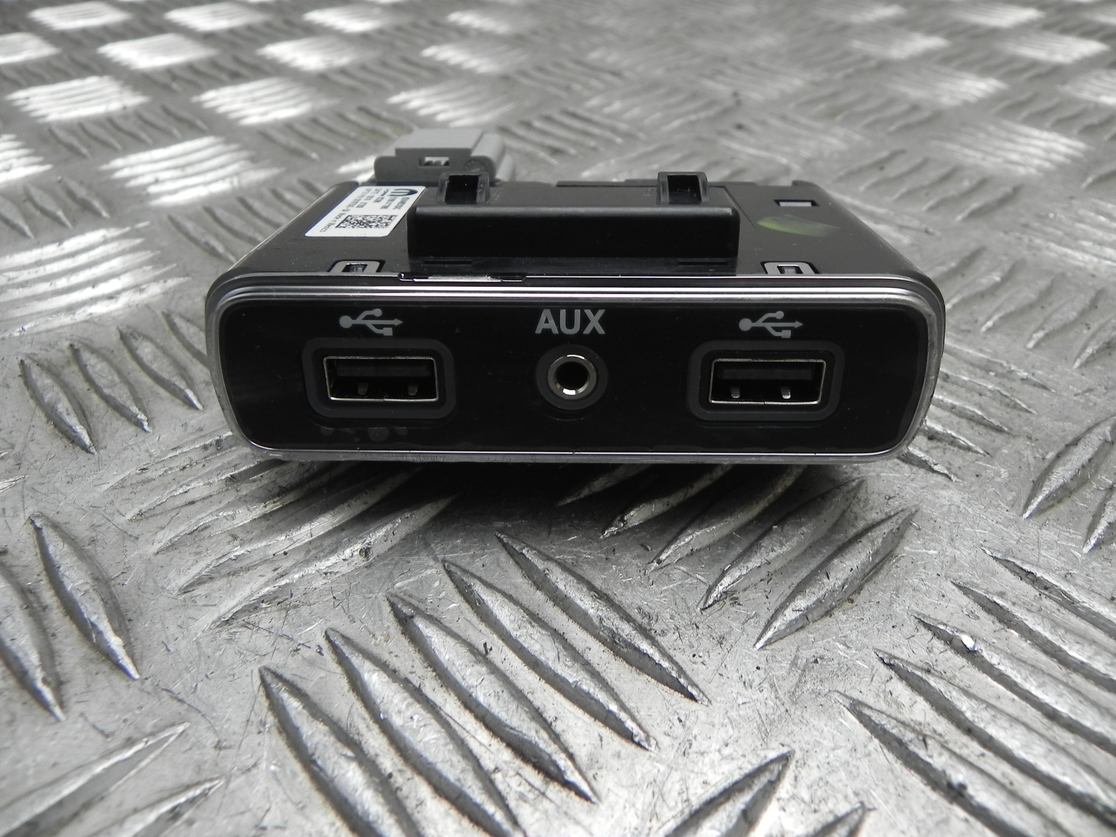 ALFA ROMEO Stelvio 949 (2017-2023) Additional Music Player Connectors 35187543, 33374073 23448057