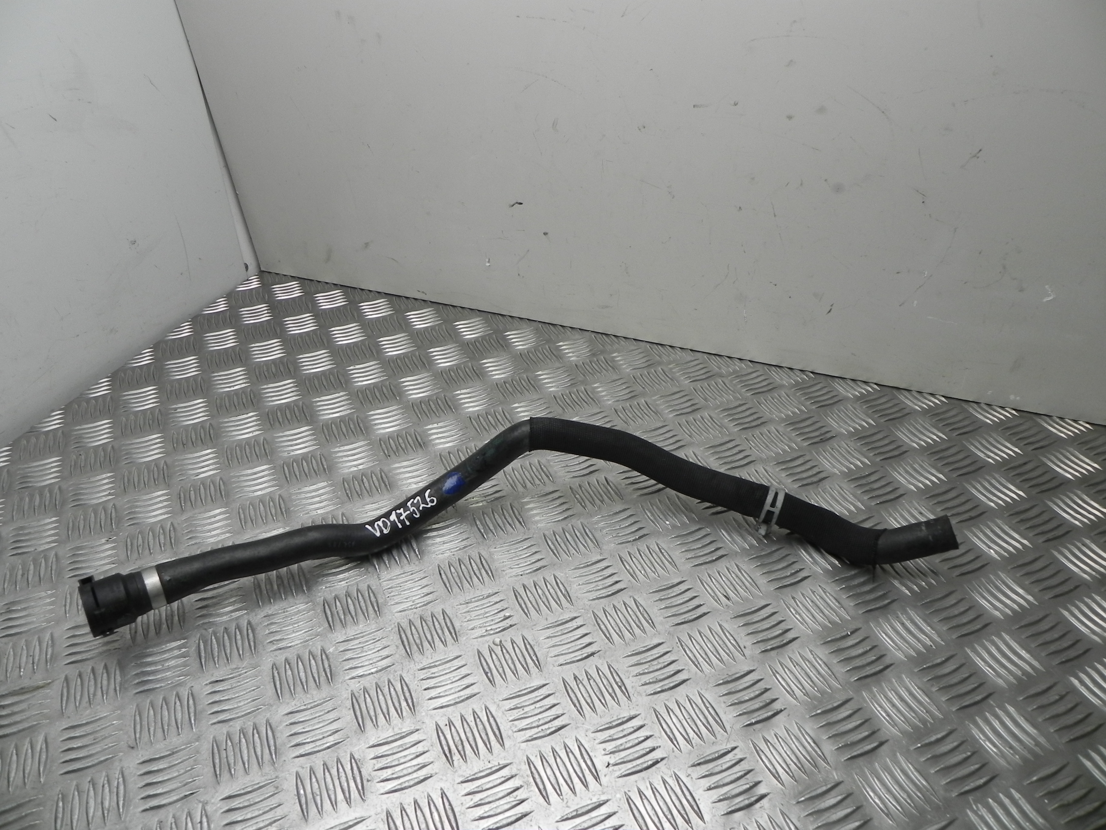 BMW 3 Series E90/E91/E92/E93 (2004-2013) Coolant Hose Pipe 6951946 23427558