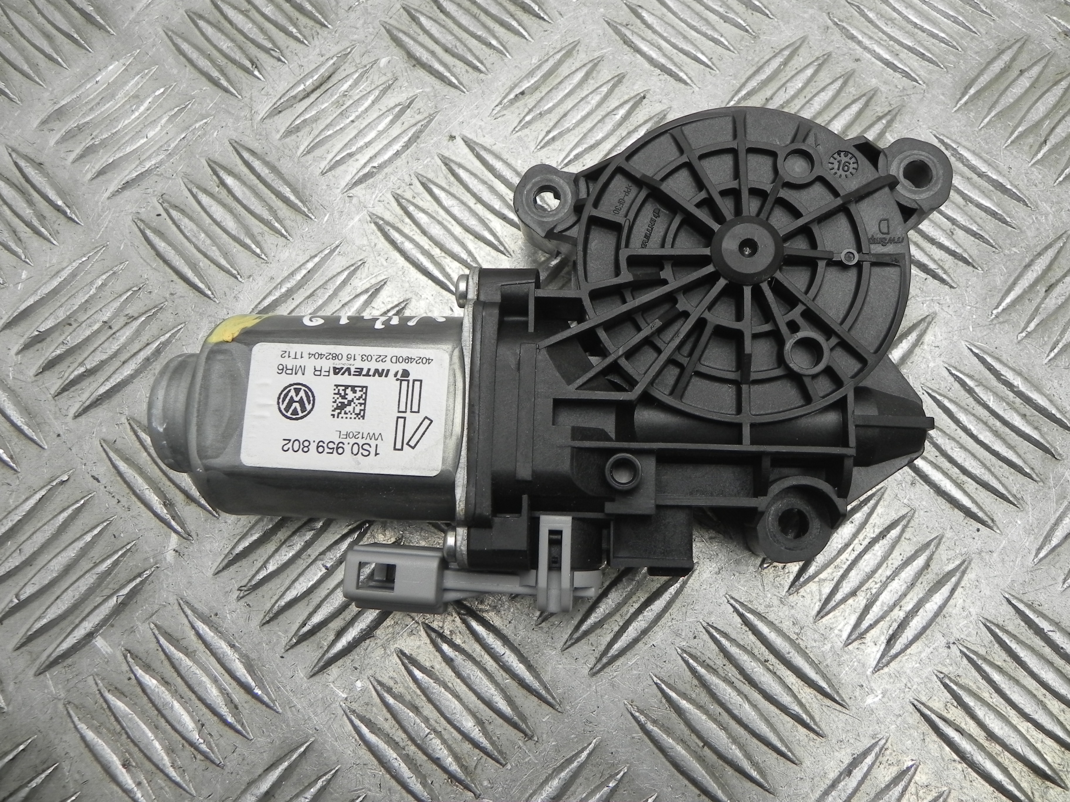 VOLKSWAGEN up! Motor regulator geam ușă stânga față 1S0959802 24972496