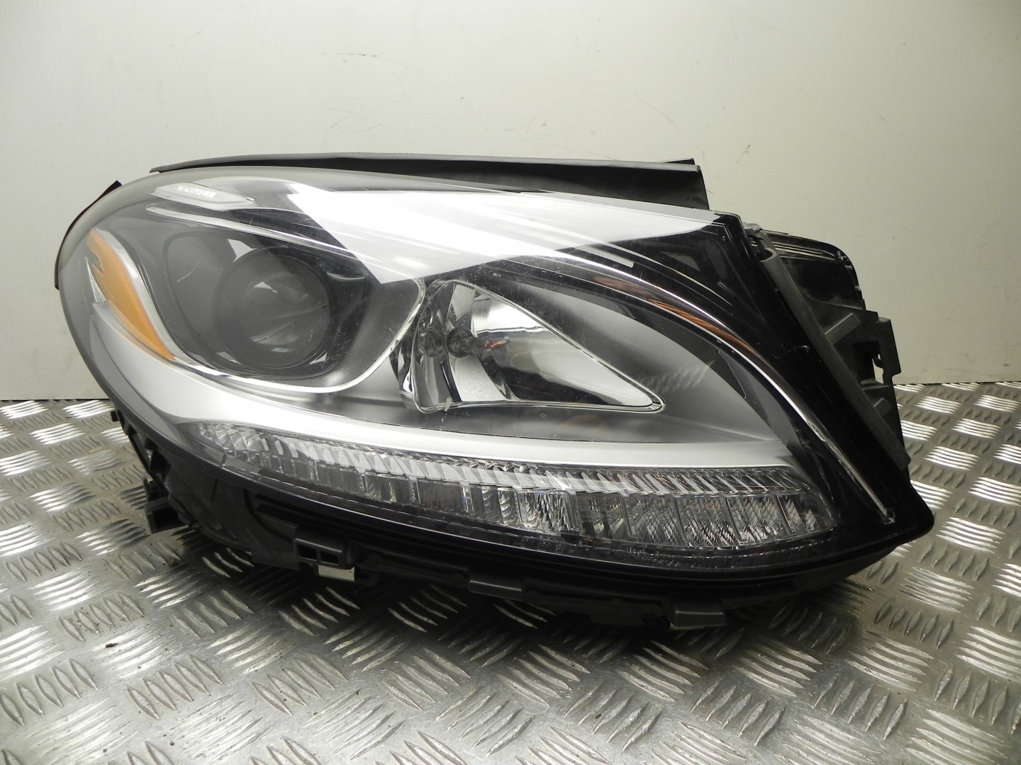 MERCEDES-BENZ GLE W166 (2015-2018) Front Right Headlight A1668201859, 6002TA0264 23430007