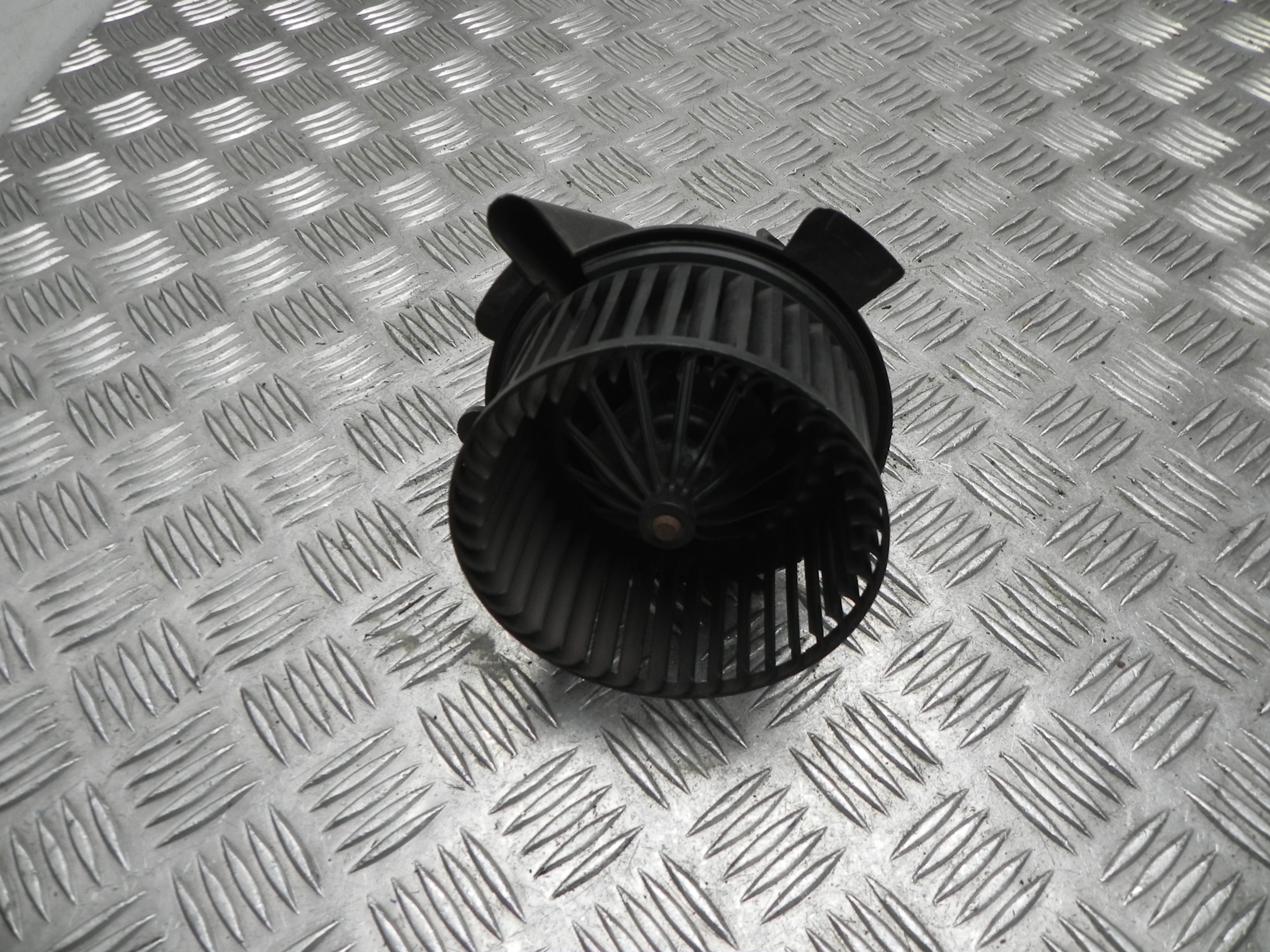 CITROËN C4 1 generation (2004-2011) Heater Blower Fan B9506 23455290