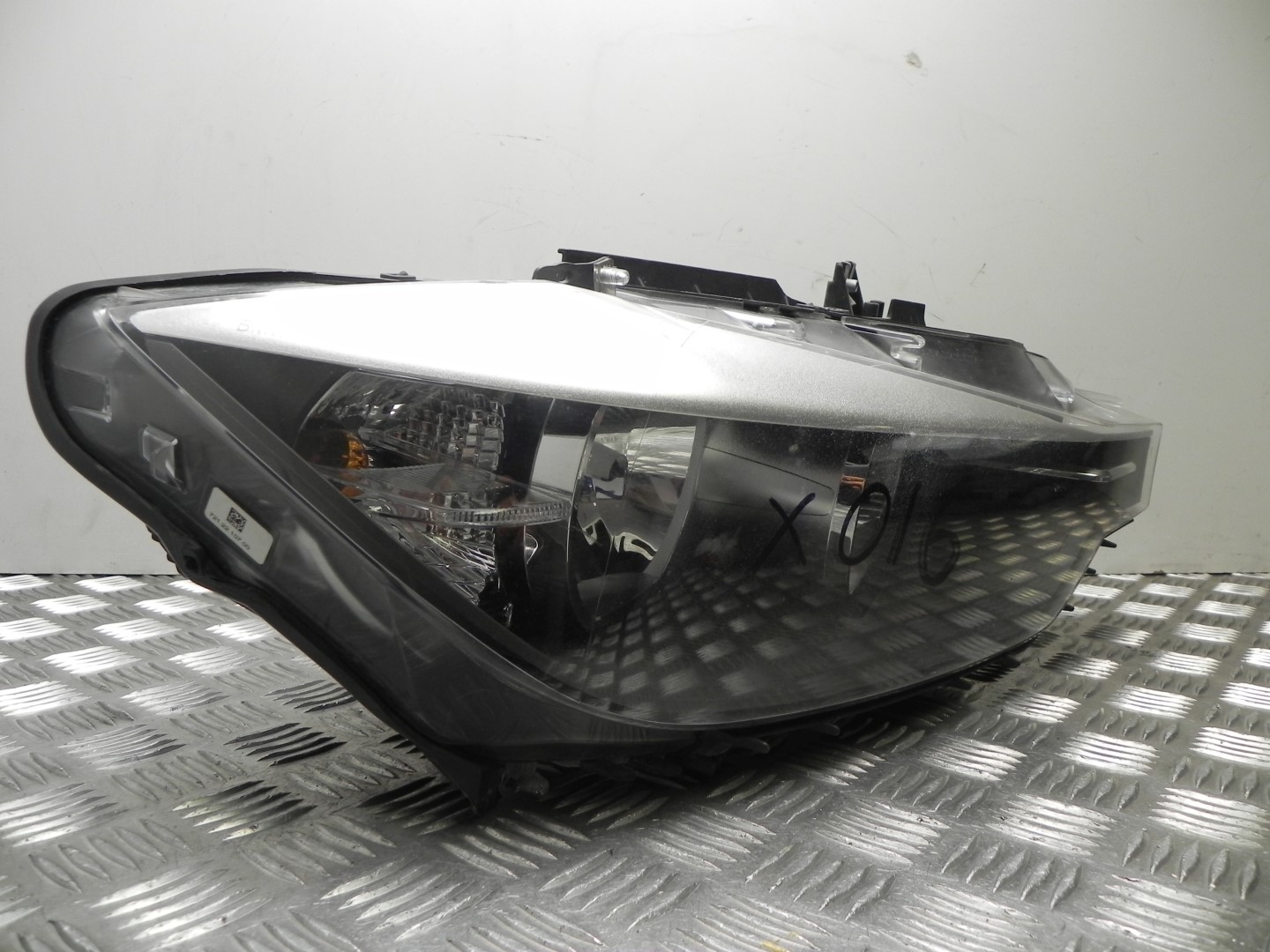 BMW 3 Series F30/F31 (2011-2020) Front Right Headlight 63117259550, 7212200001, 7212210700 23430015